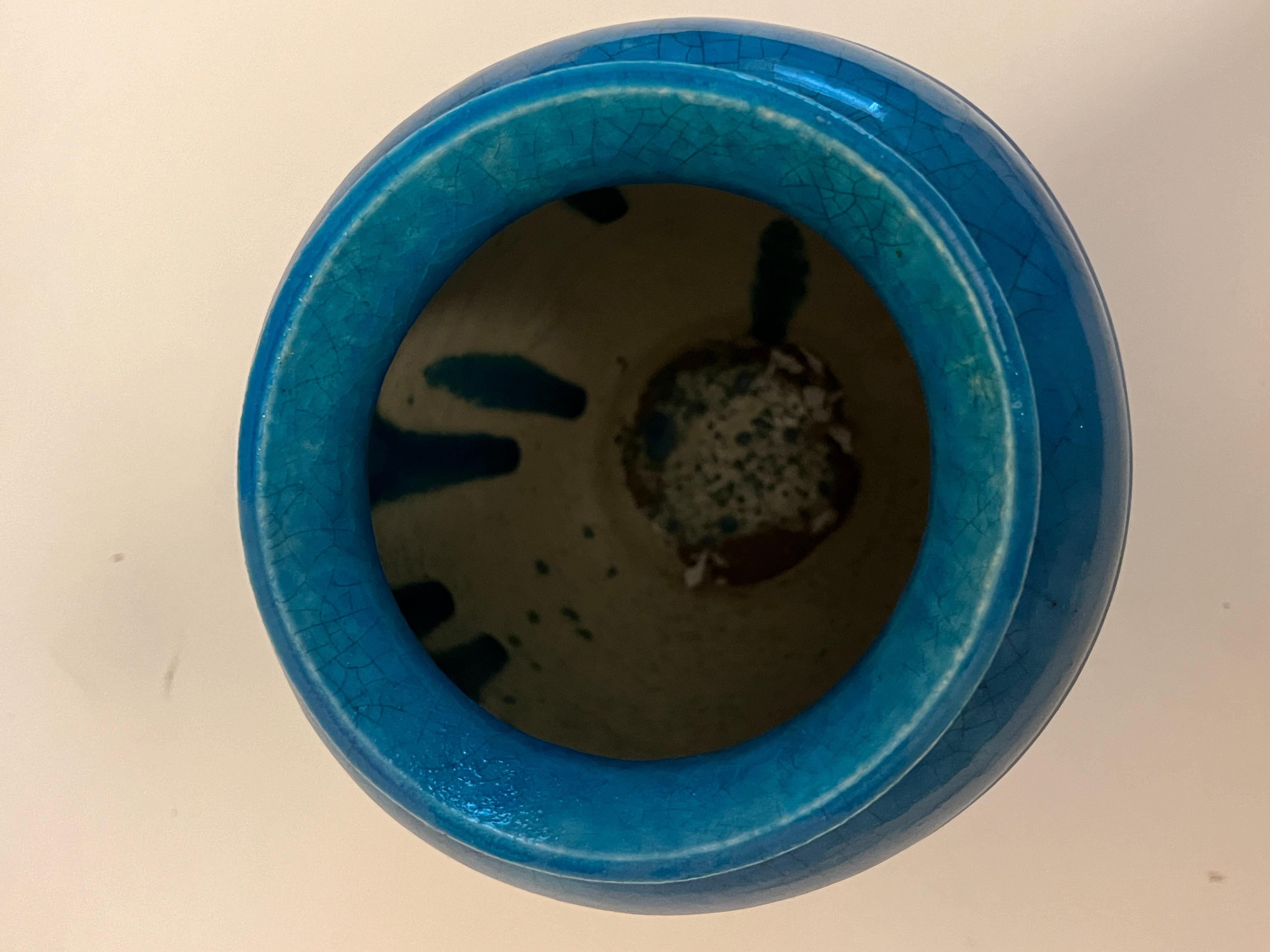 Vase d'art français bleu égyptien de Lachenal Bon état - En vente à Miami Beach, FL