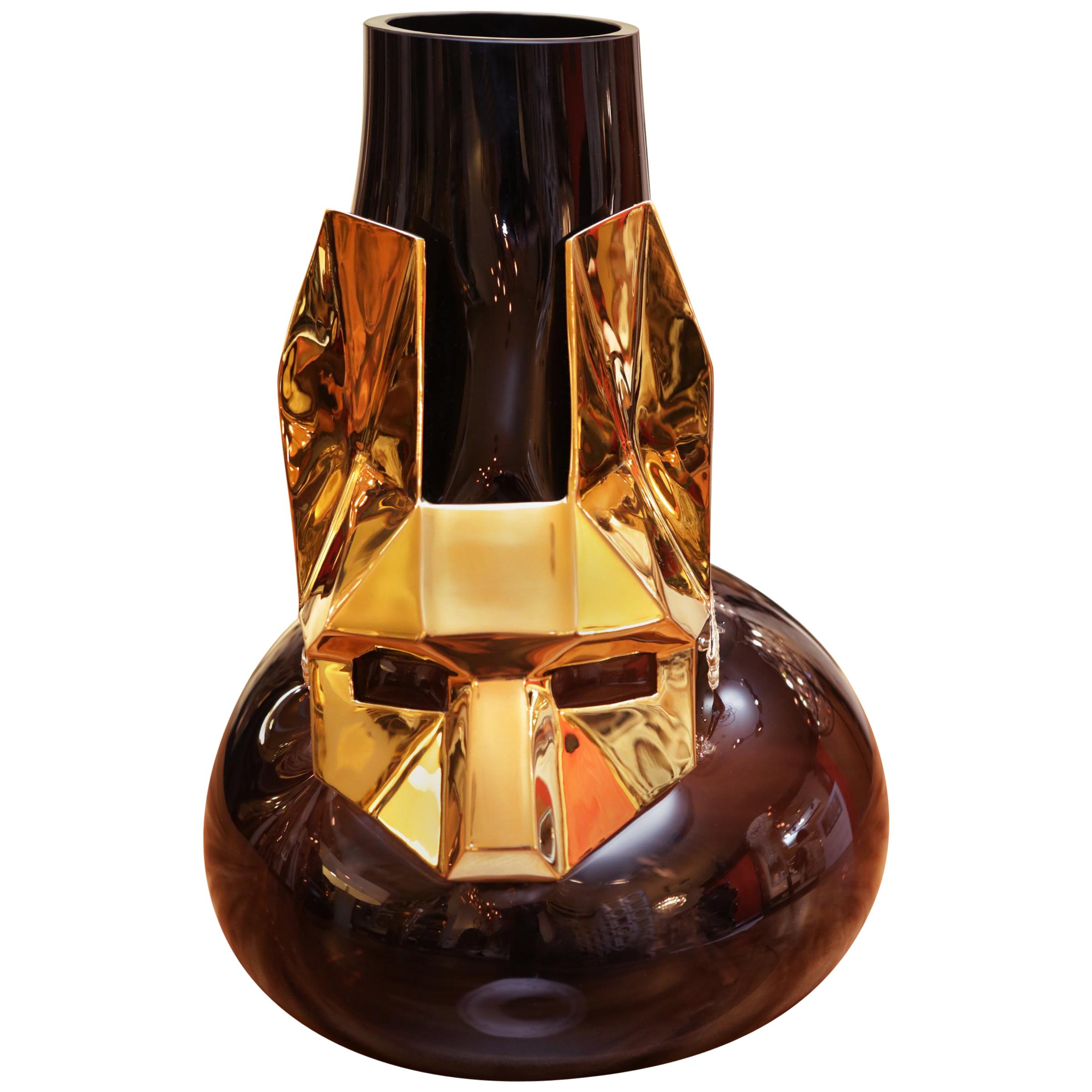 Ägyptische Katzenmaske-Vase aus schwarzem Glas und Bronze