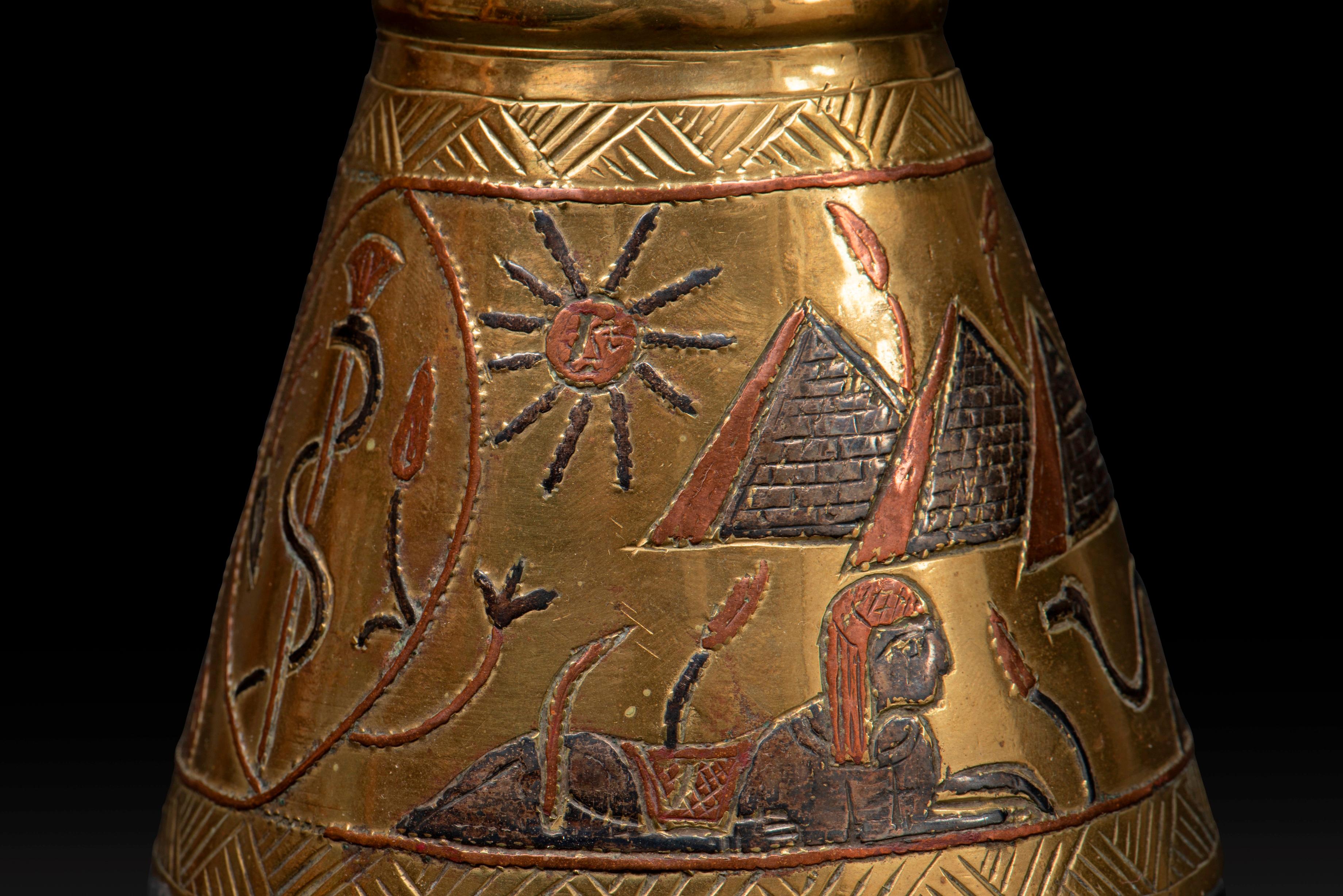 Egyptian Dallah Coffee Pot: A Symbol of Hospitality and Cultural Richness For Sale 5