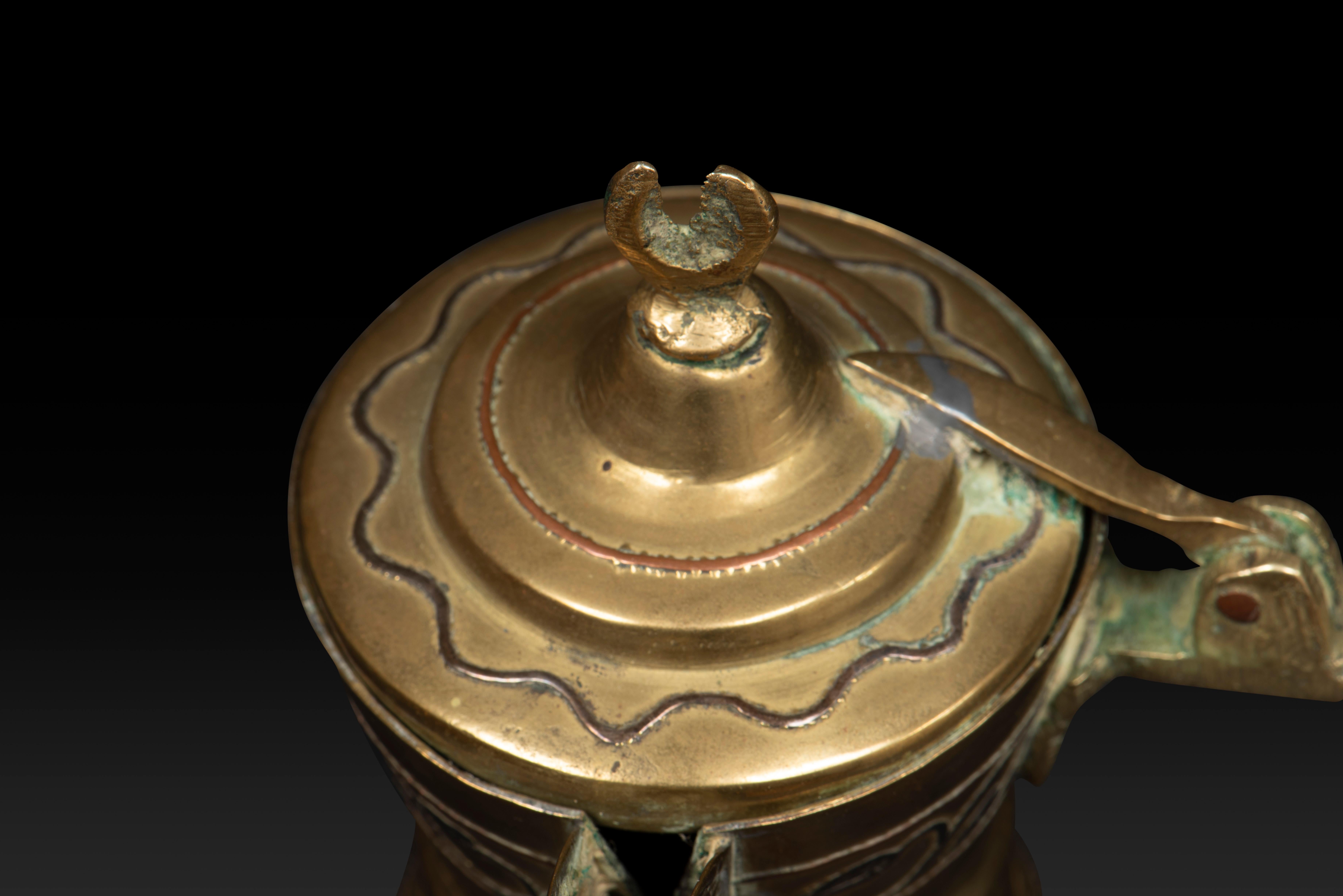 Egyptian Dallah Coffee Pot: A Symbol of Hospitality and Cultural Richness For Sale 6