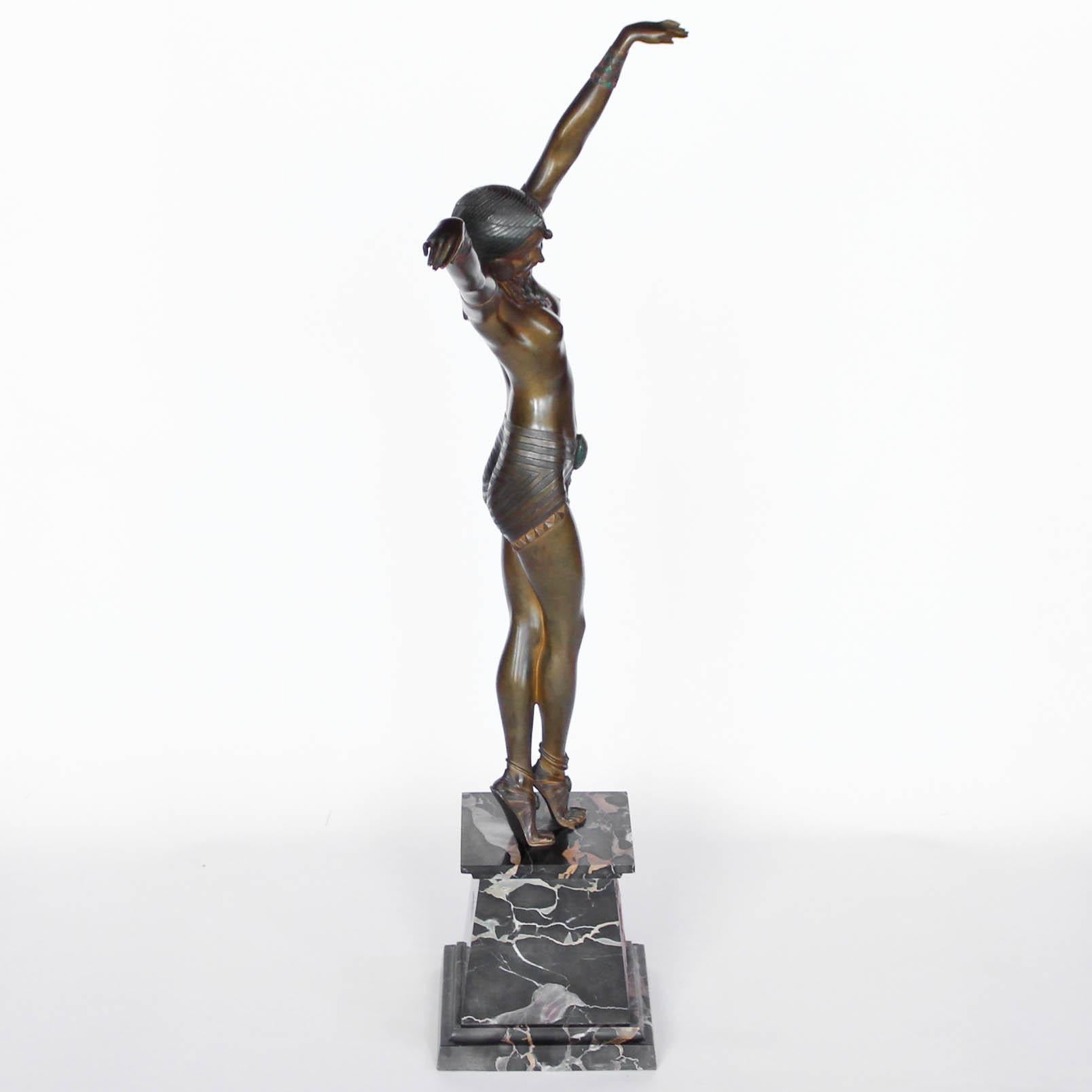 Français Danseuse égyptienne par Chiparus