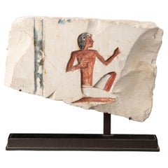Fragmento egipcio de un hombre sentado - Antiguo Egipto, 26ª dinastía (664-525 a.C.)