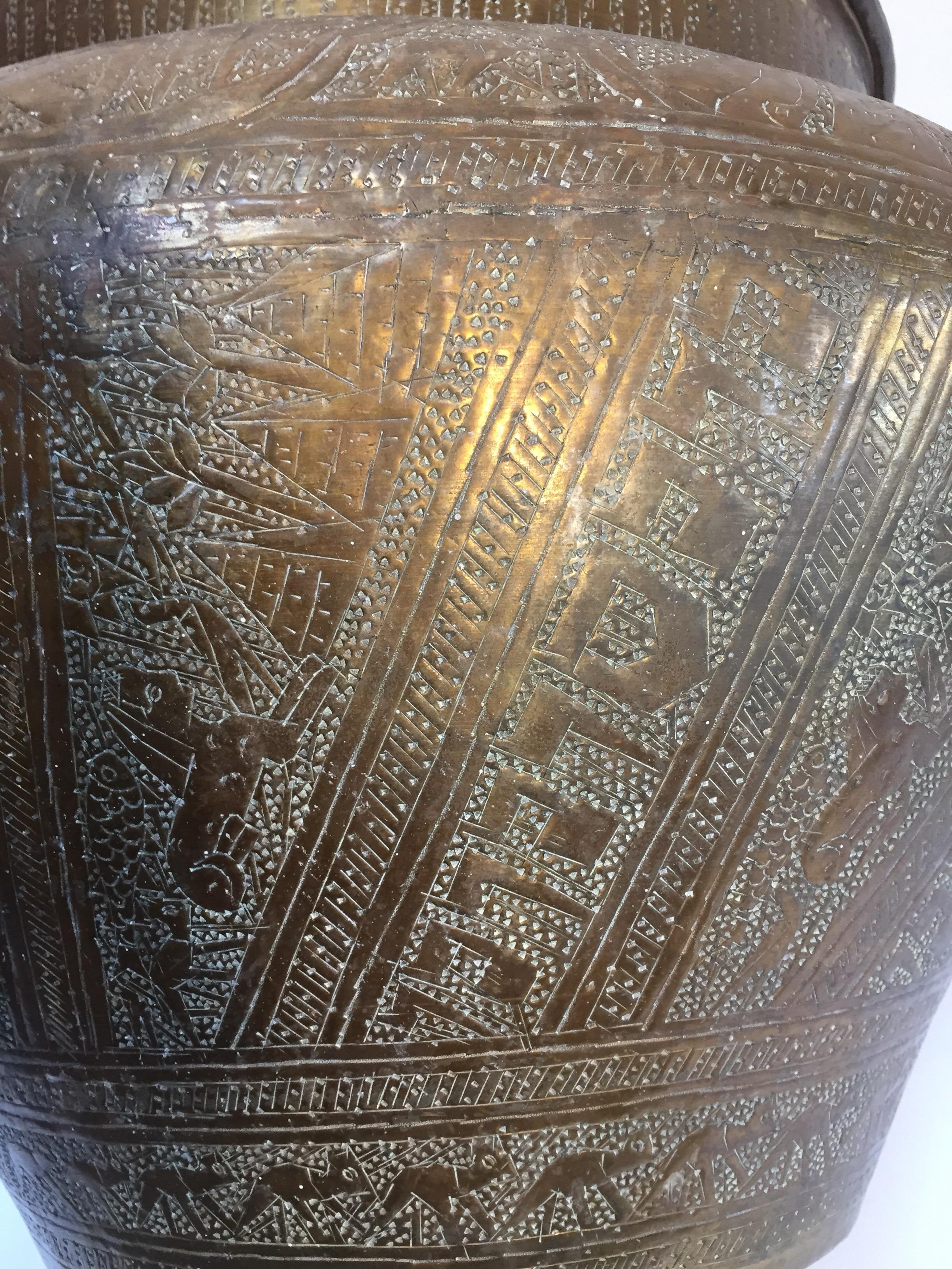 Middle Eastern Egyptian Hebraique Revival Hand Etched Brass Pot Jardiniere For Sale 2