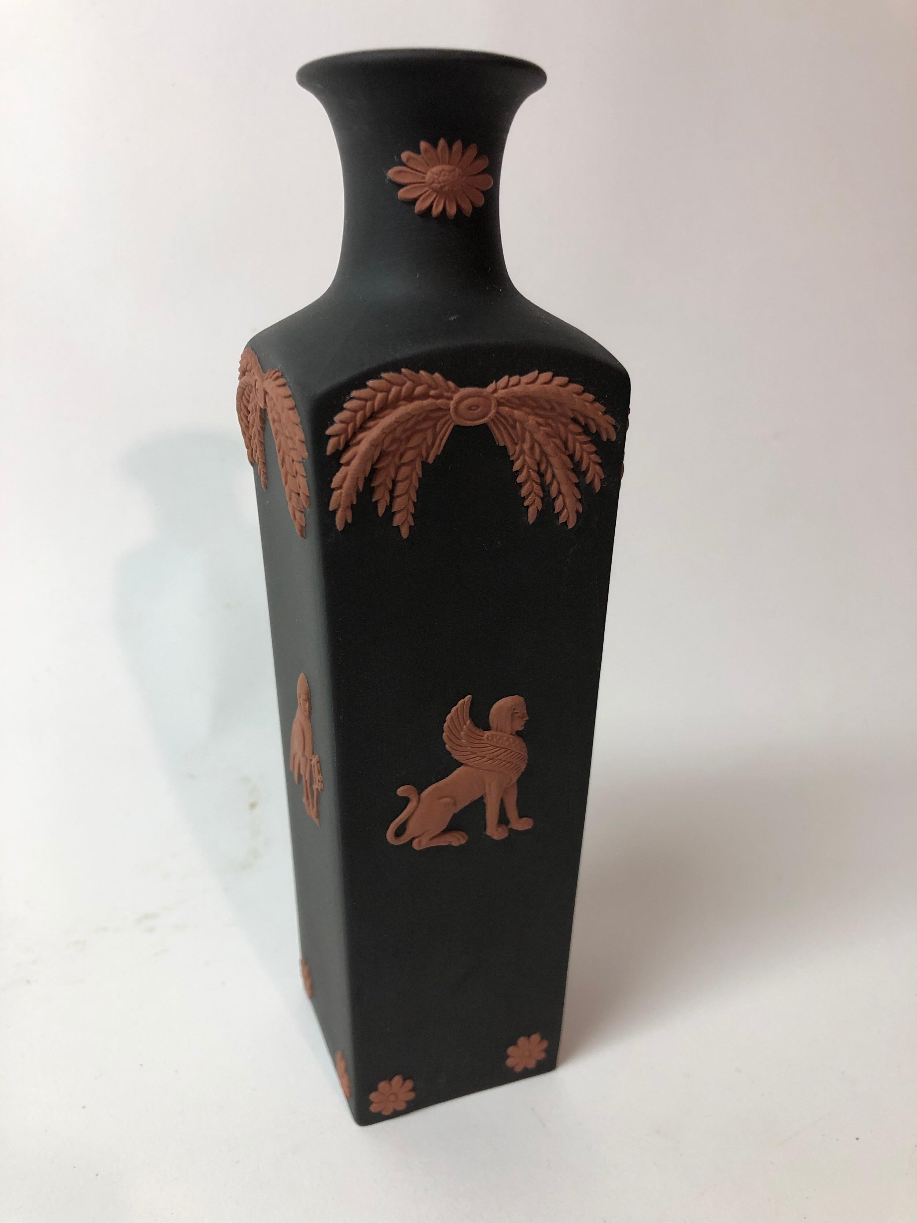 Egyptian Motiff Basalt Jasperware Wedgwood Bud Vase. Black Basalt with Terracotta Color Decorations.