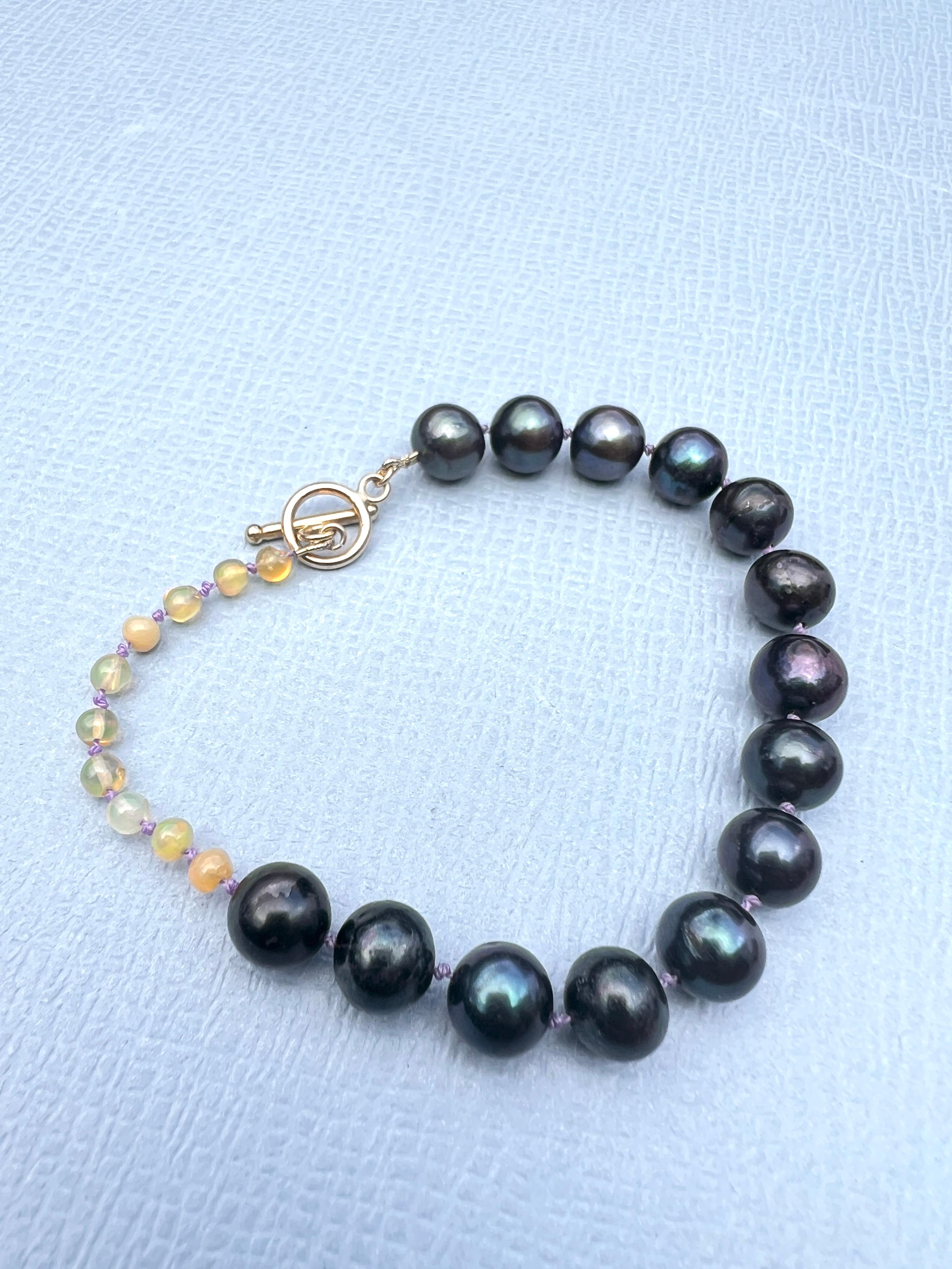 Women's Egyptian Opal Black Pearl Beaded Bracelet Lilac Silk J Dauphin For Sale