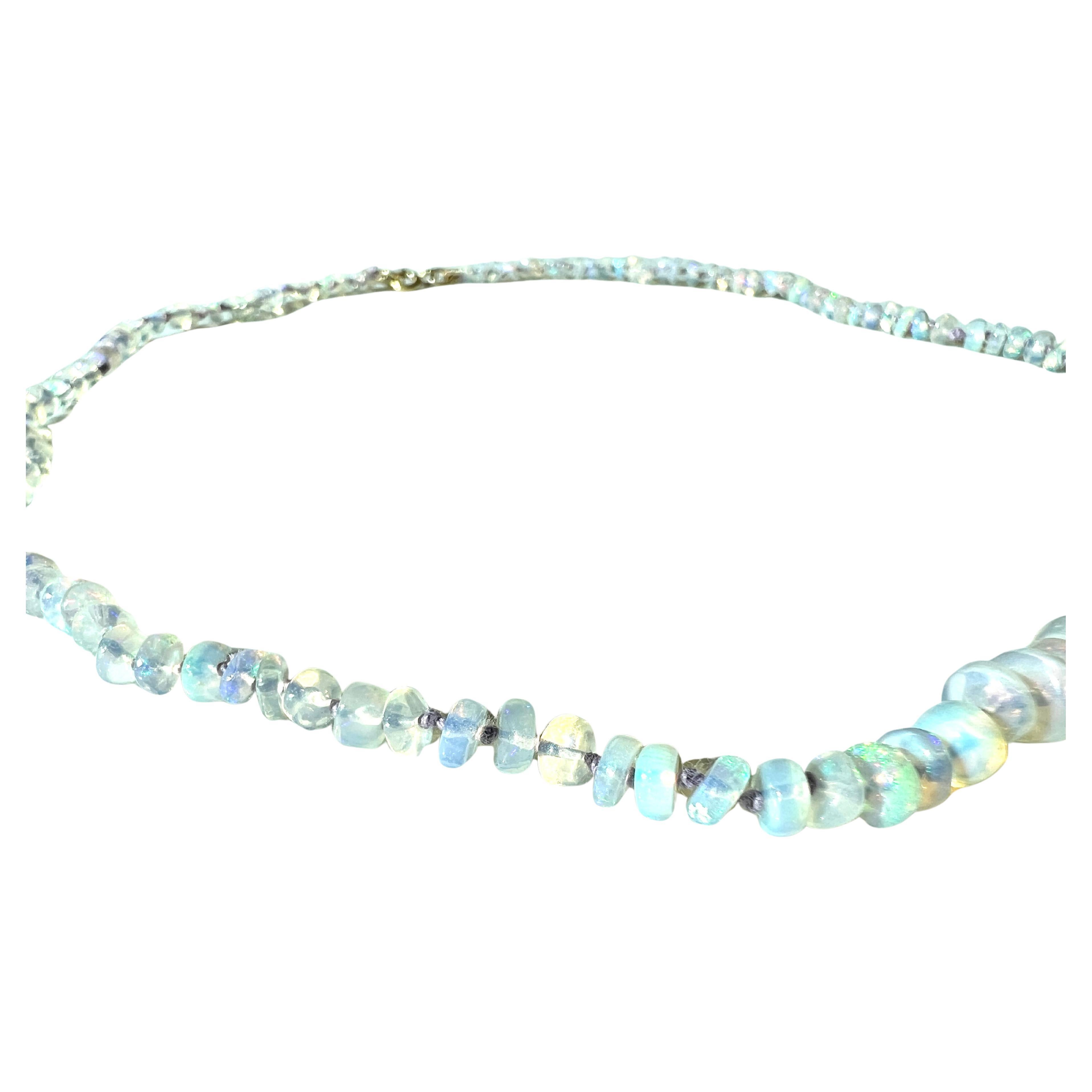 Vittoriano Collana girocollo in opale egiziano in vendita