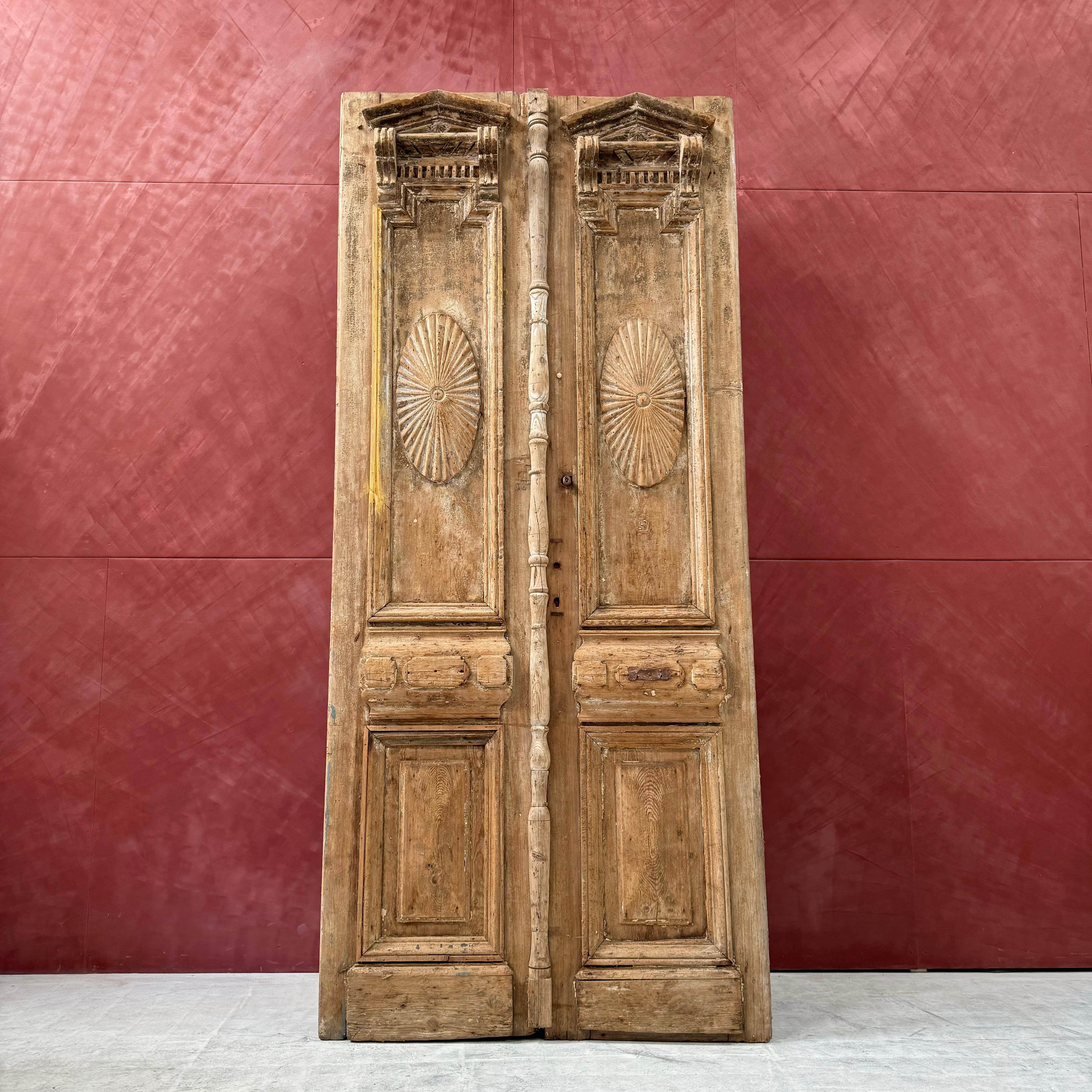 Puertas de Pino Egipcio en Bueno estado para la venta en Haywards Heath, GB