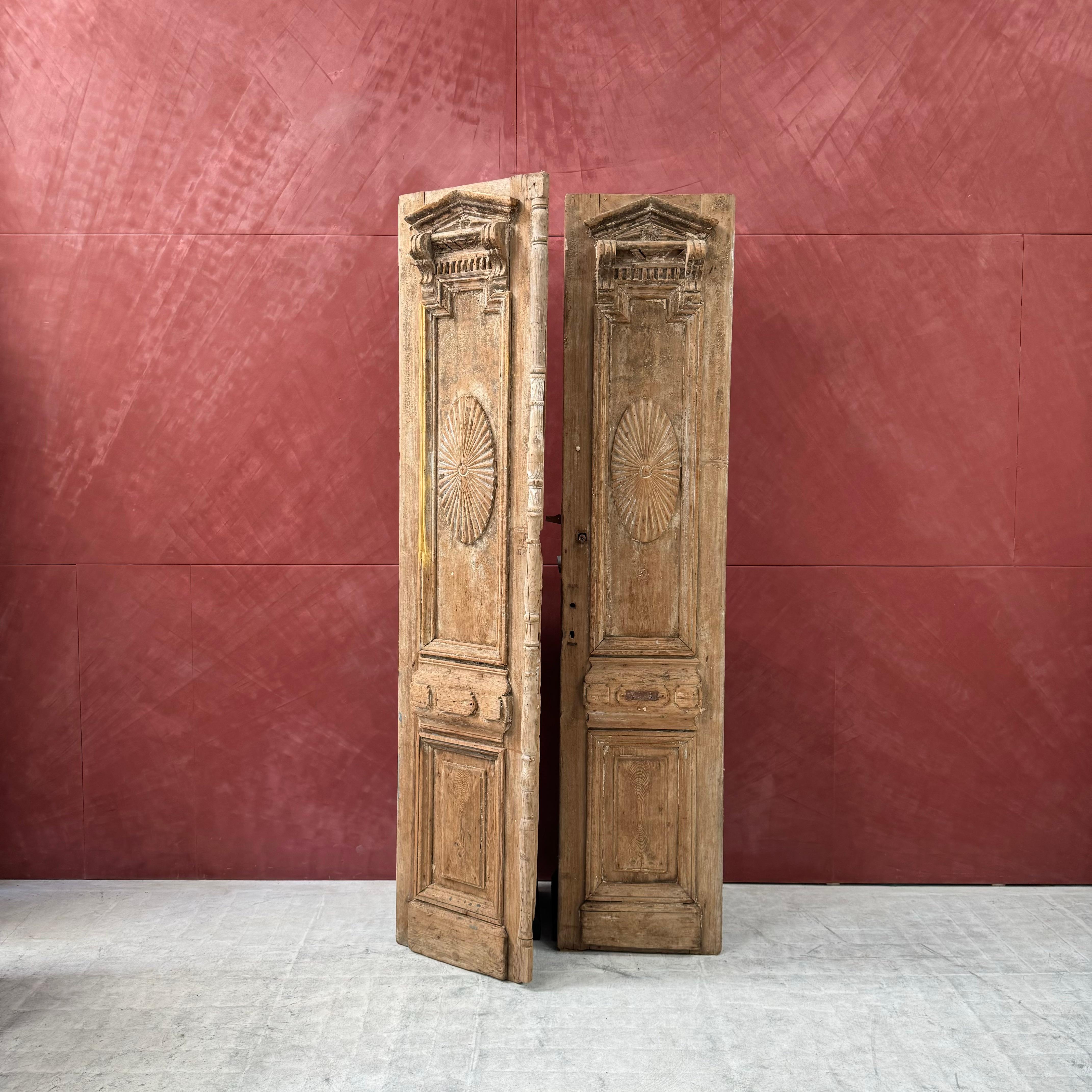 Puertas de Pino Egipcio siglo XIX en venta