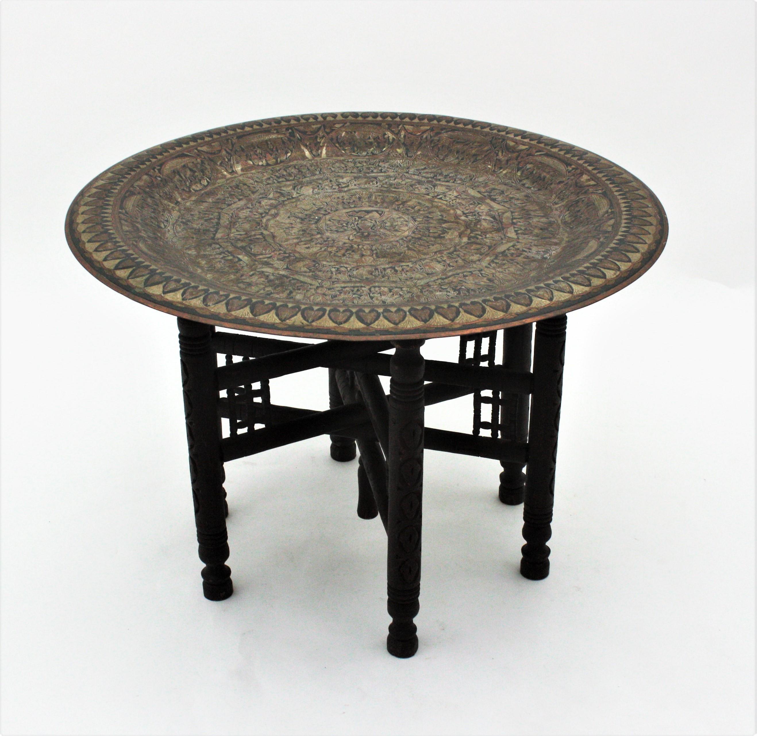 Egyptian Polychromed Brass Folding Tray Table / Tea Table,  1950s For Sale 1