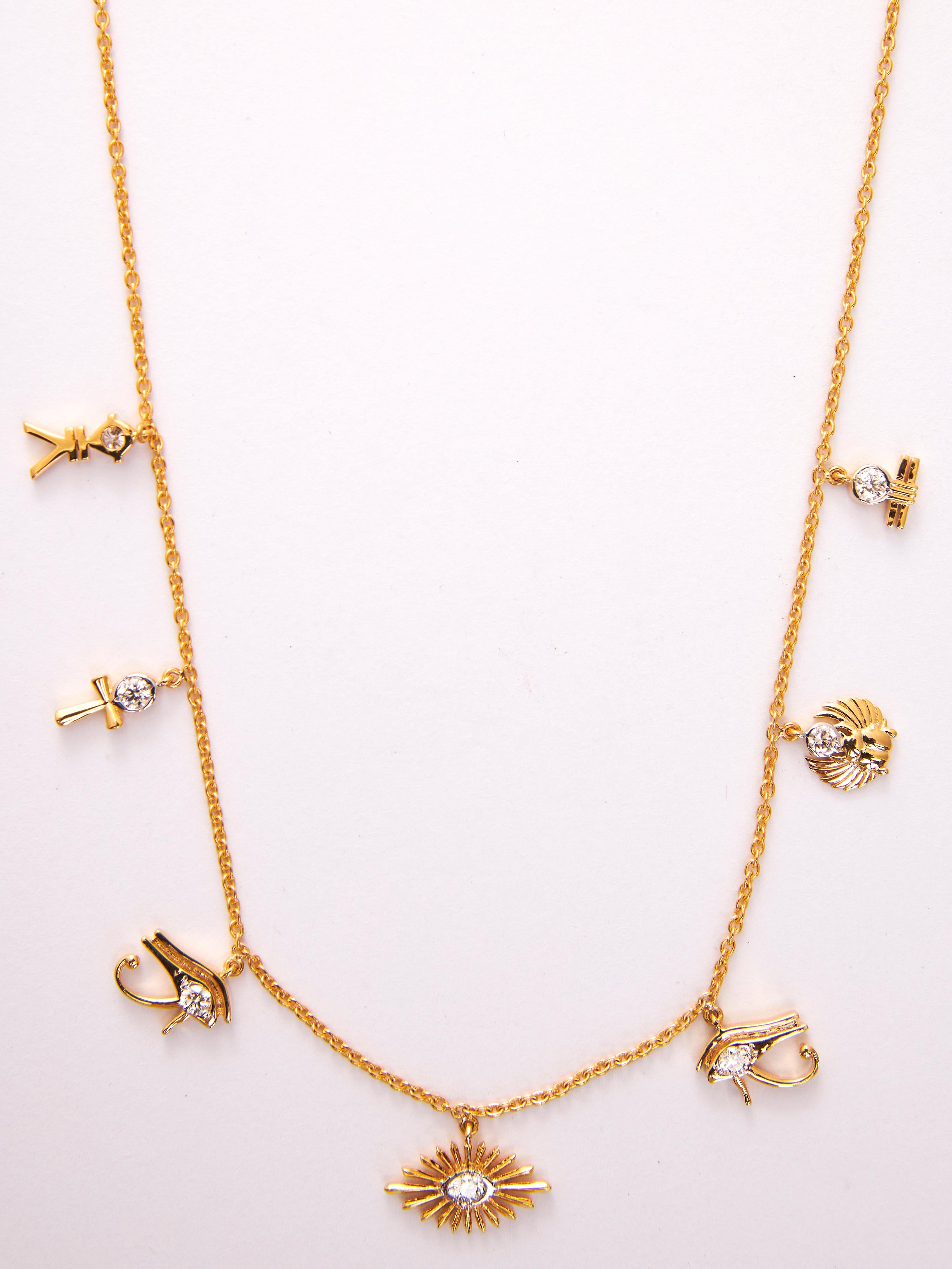 Ägyptische Schutz-Charmkette aus 18 Karat Gold (Rundschliff) im Angebot