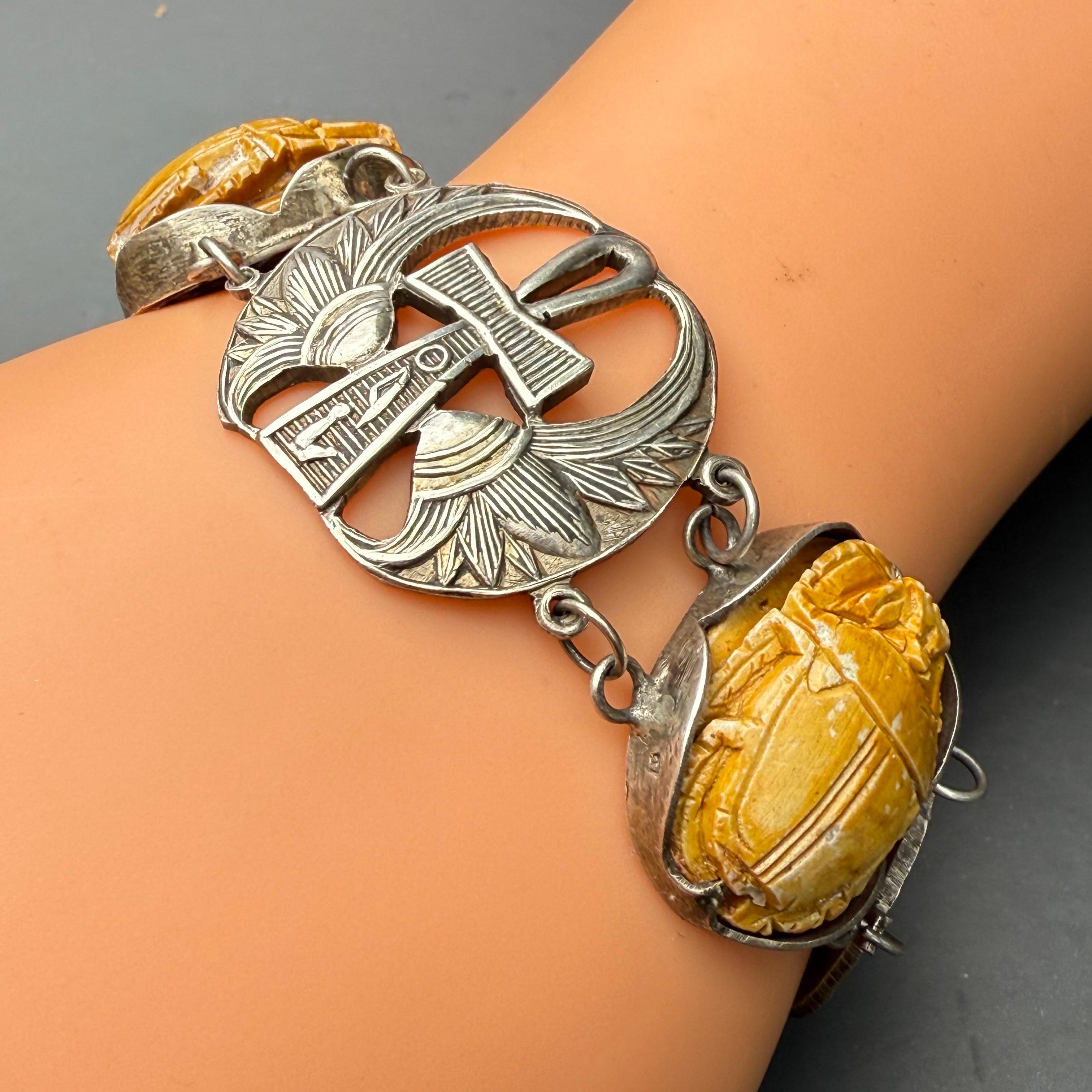 Ägyptisches Revive Armband Skarabäus Skarabäuskäfer  Lotus Antikes Art Deco Silber im Lotus-Stil im Angebot 11