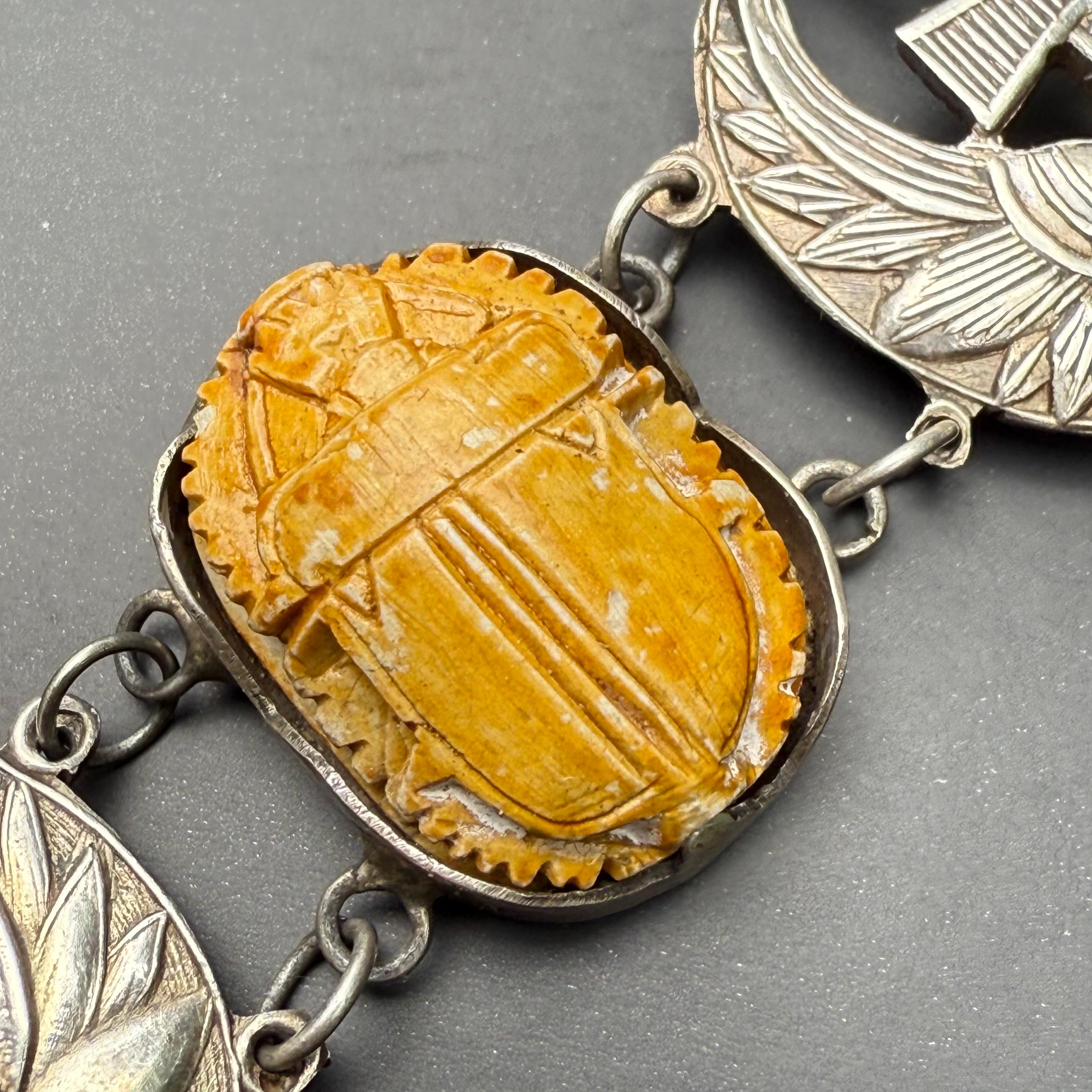 Ägyptisches Revive Armband Skarabäus Skarabäuskäfer  Lotus Antikes Art Deco Silber im Lotus-Stil im Angebot 2