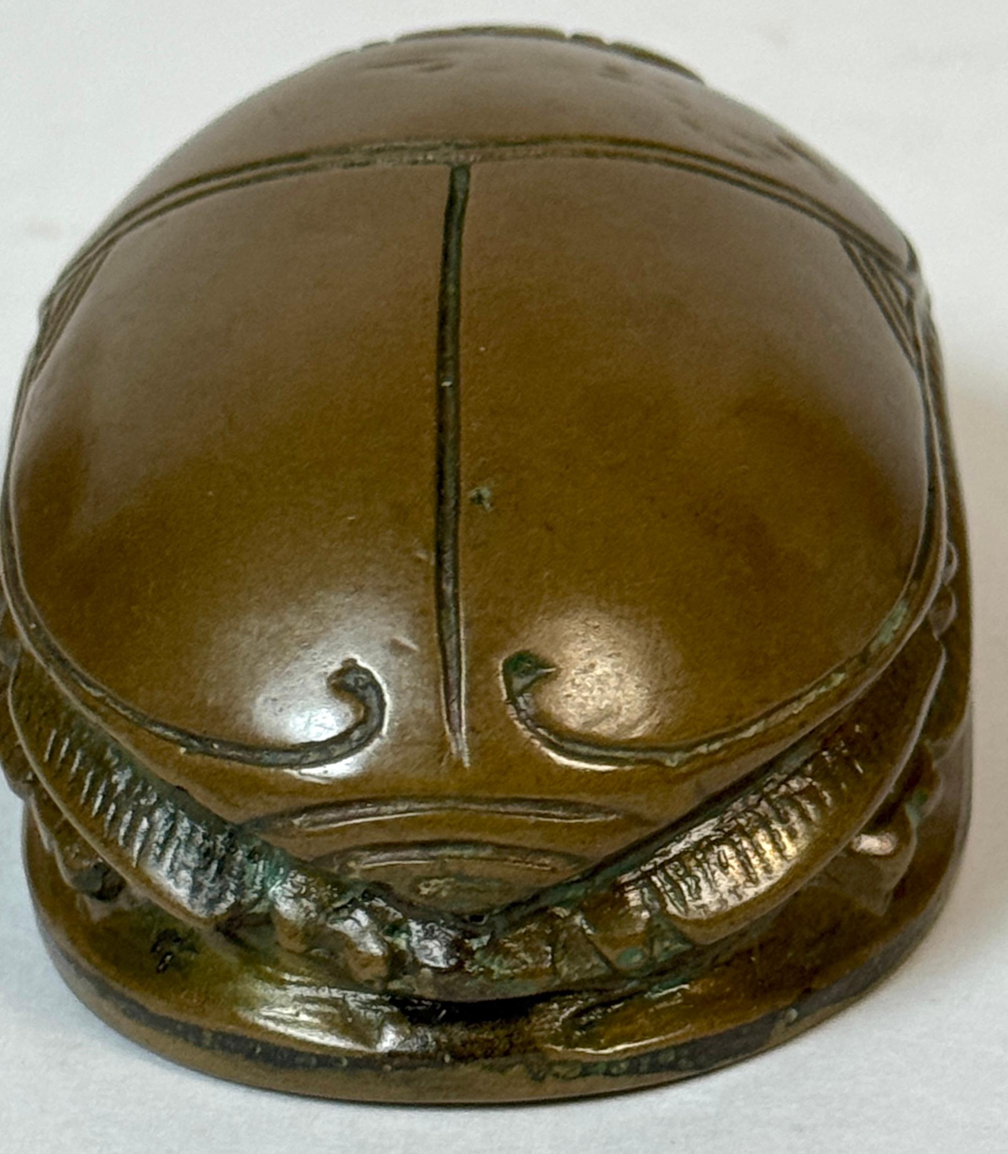 Egyptian Revival Bronze Scarab Paperweight with Hieroglyphic Inscription In Good Condition For Sale In West Palm Beach, FL