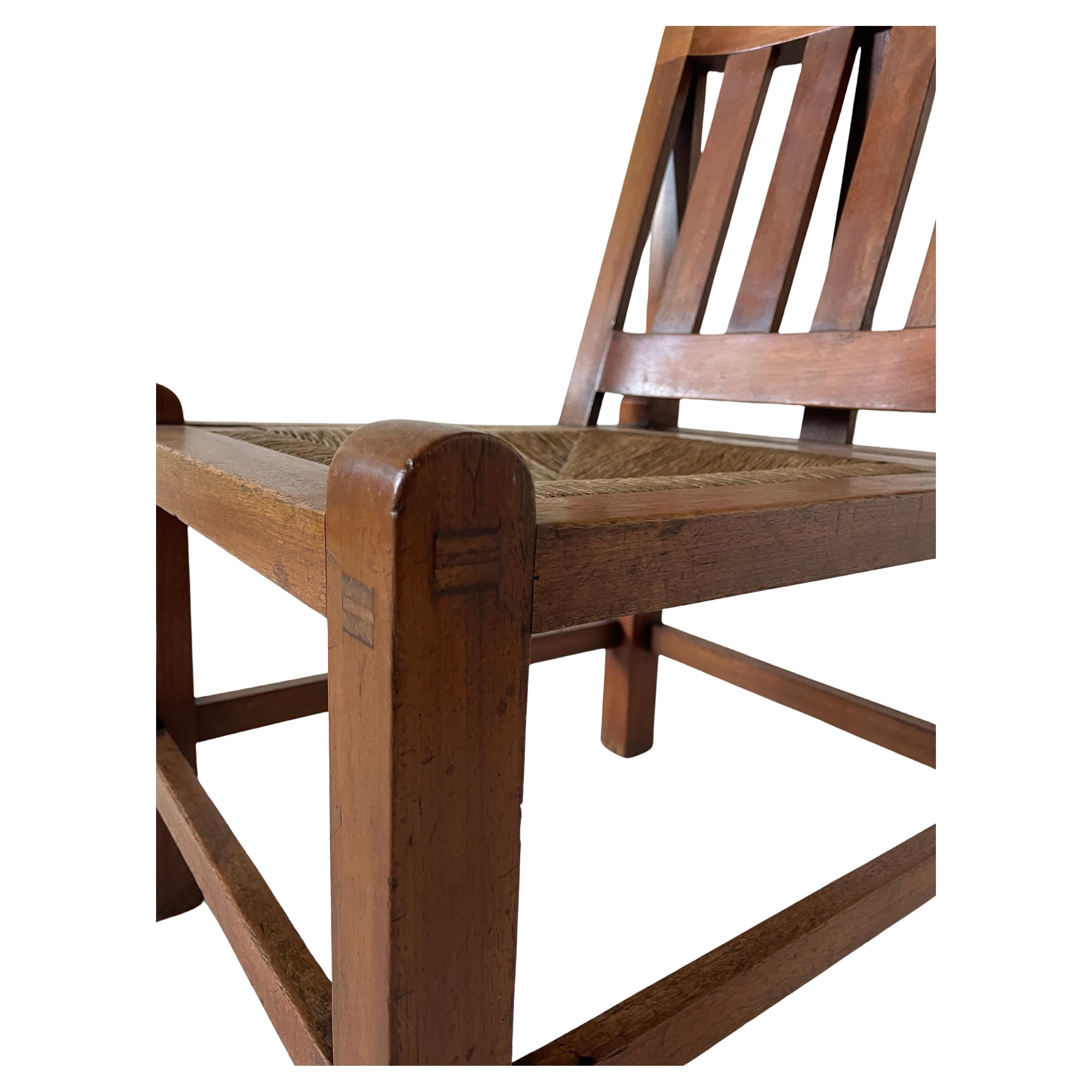 Anglais Chaise néo-égyptien attribuée à Liberty & Co en vente