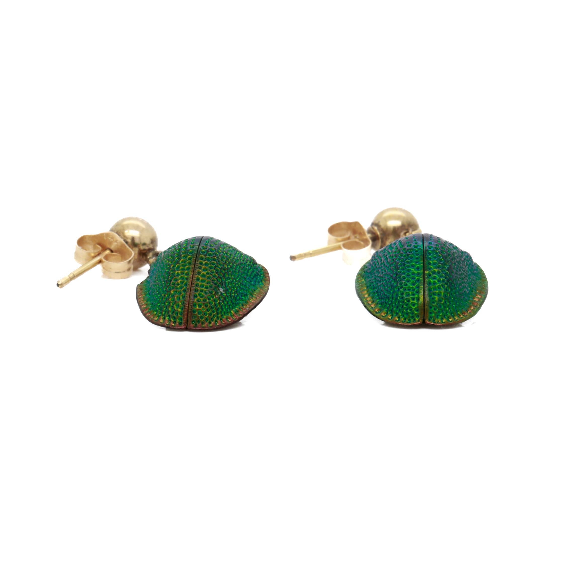 Egyptian Revival Gold & Real Scarab Beetle Drop / Dangle Earrings For Sale 3