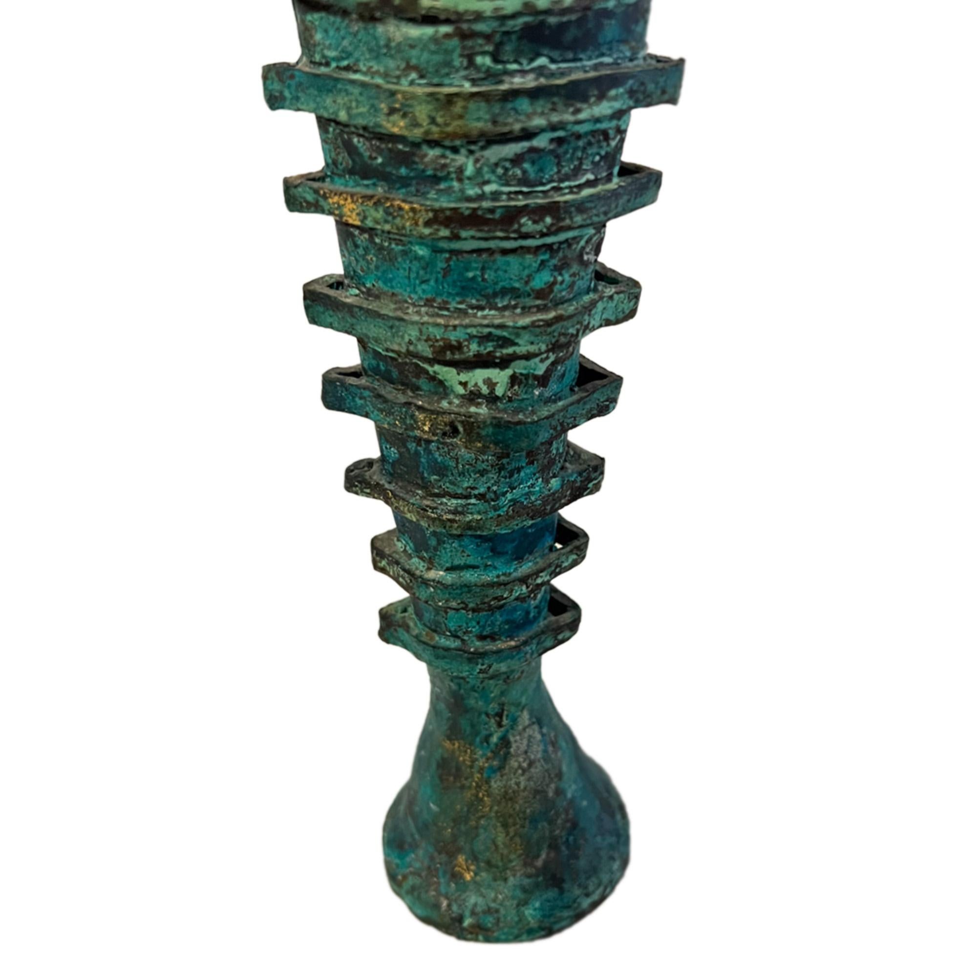 Britannico Vaso in bronzo patinato e dorato di epoca rinascimentale egiziana Circa 1990 in vendita