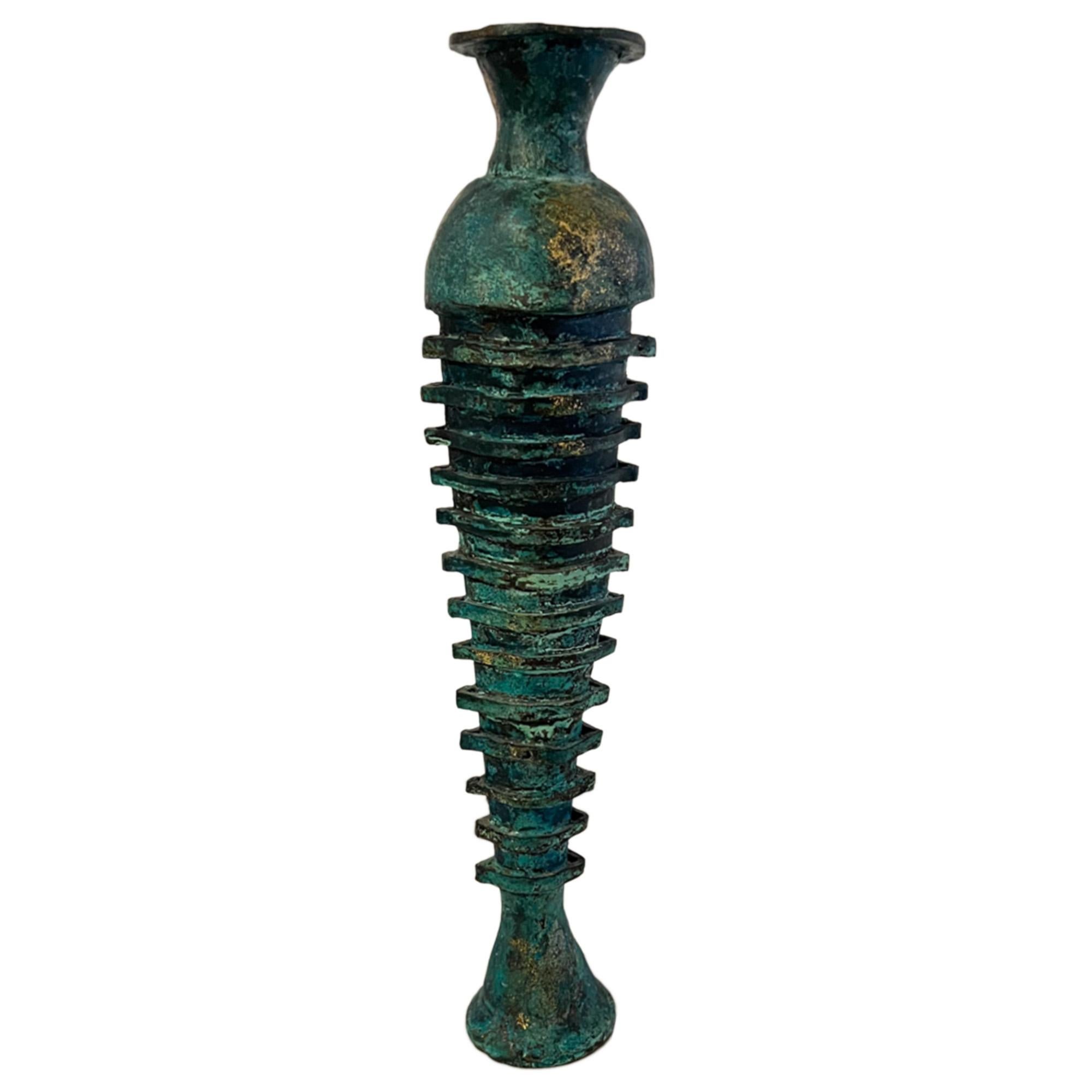 Vaso in bronzo patinato e dorato di epoca rinascimentale egiziana Circa 1990 In condizioni ottime in vendita a London, GB