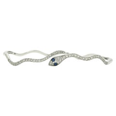 Bracelet jonc jonc serpent de style néo-égyptien « Pave » avec yeux en saphir bleu et diamants