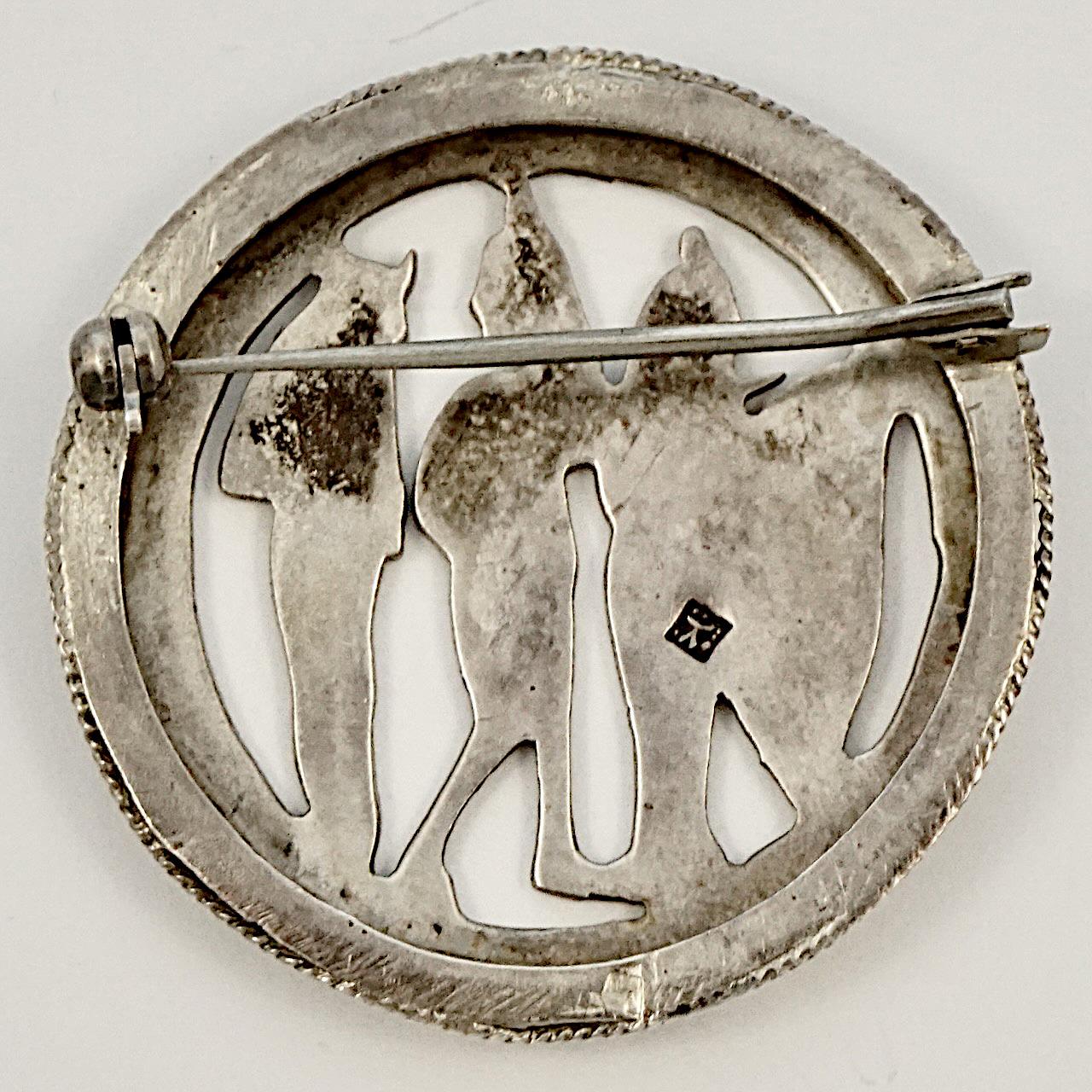 Egyptian Revival Silver Brooch In Good Condition For Sale In London, GB