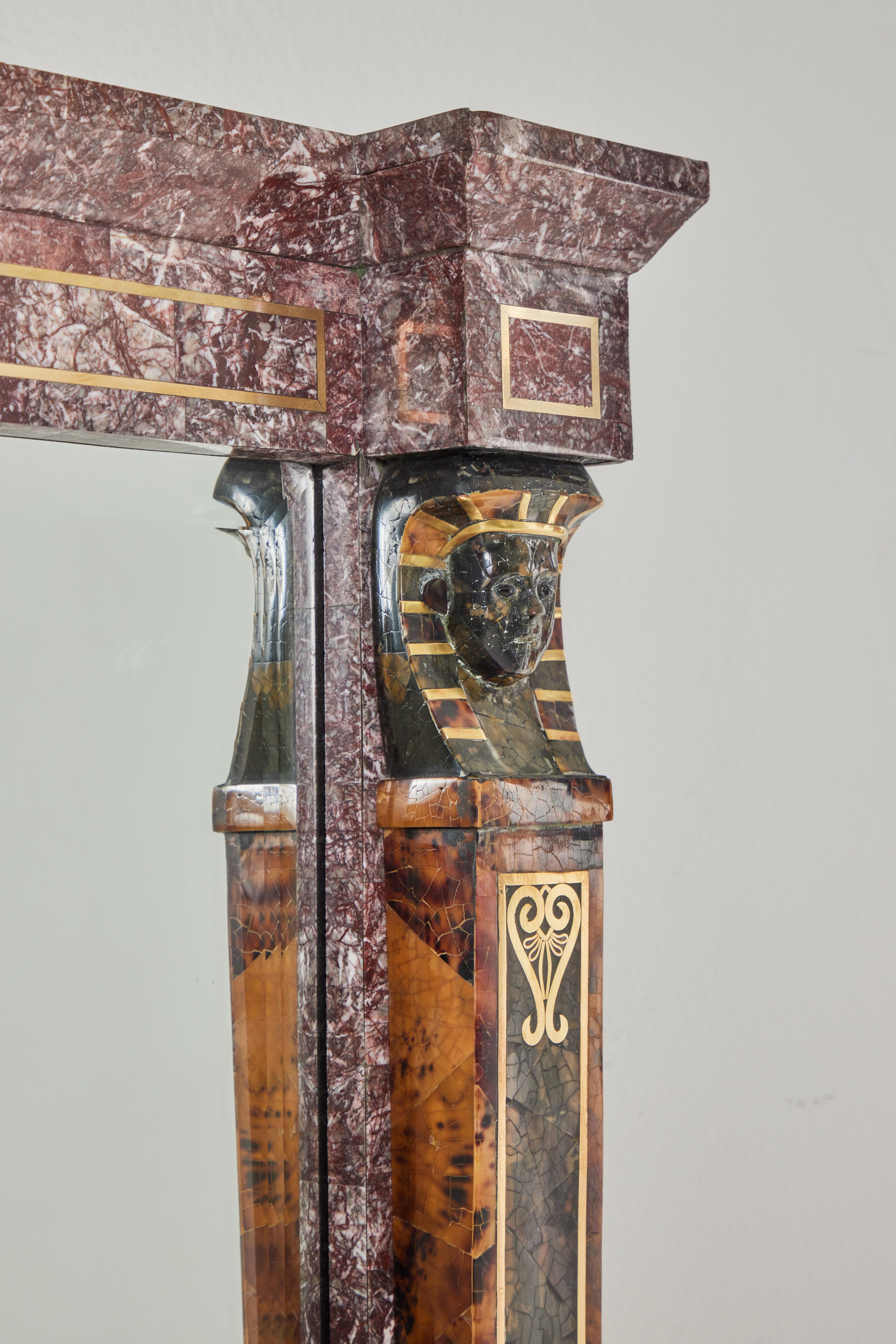 Fin du 20e siècle Console et miroir de style néo-égyptien de Maitland Smith en vente
