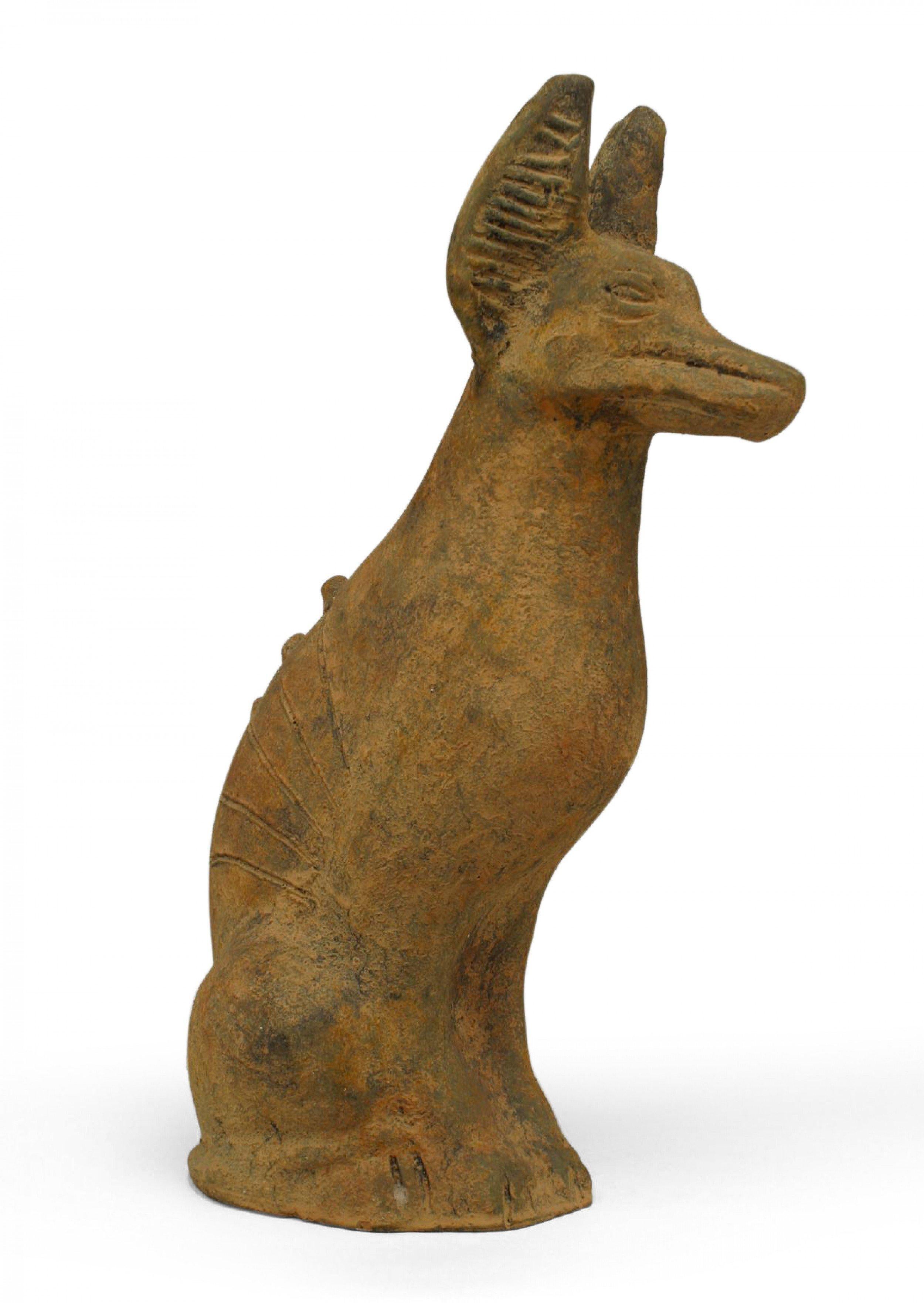 Perro de terracota de renacimiento egipcio Desconocido en venta