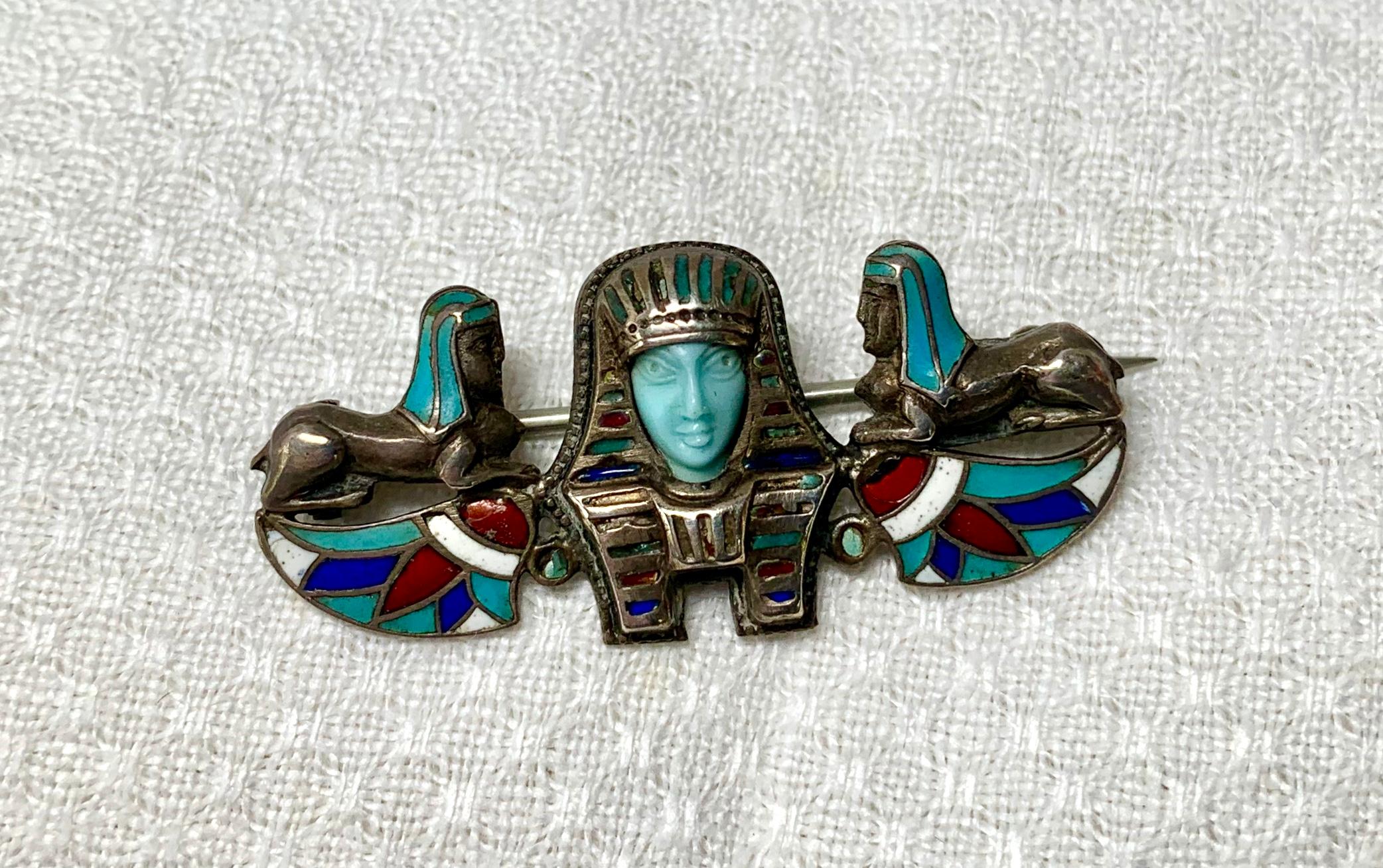 Broche en argent Art déco néo-égyptien turquoise Pharoah Sphynx émaillé Pour femmes en vente