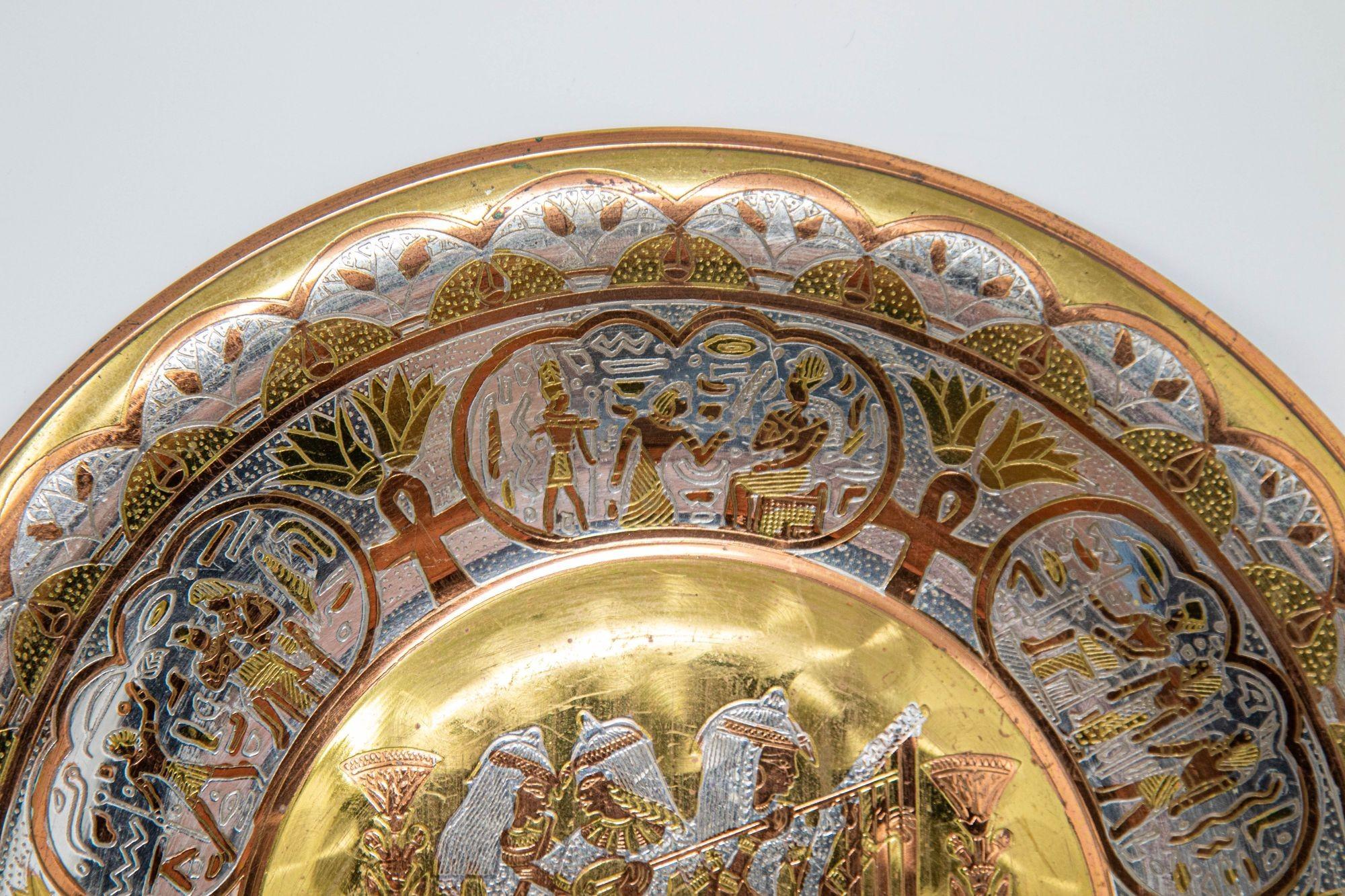 Egyptian Round Brass Tray with Silver and Copper Overlay Wall Hanging 1970 For Sale 2