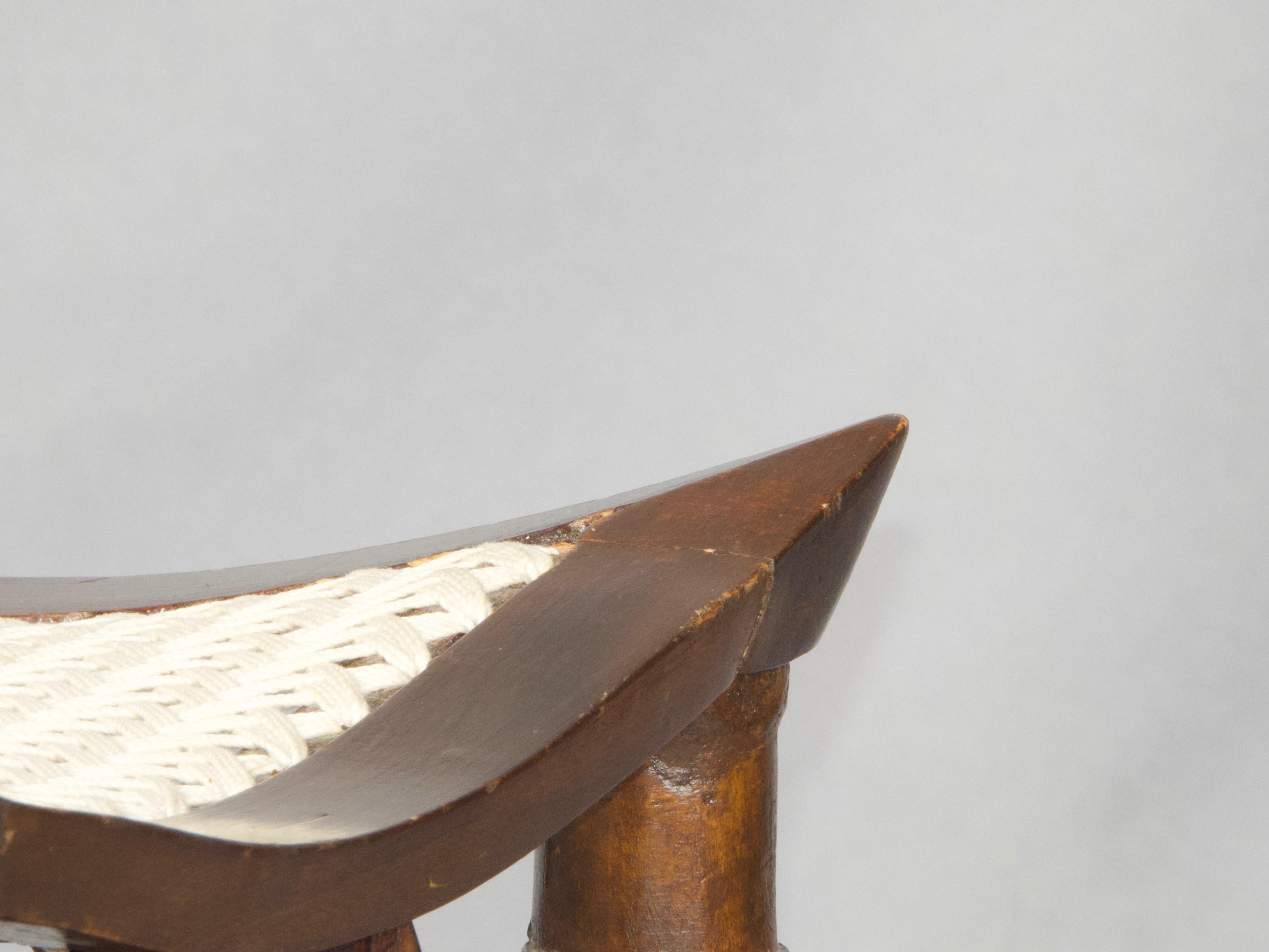 Hocker im ägyptischen Stil (Mitte des 20. Jahrhunderts) im Angebot
