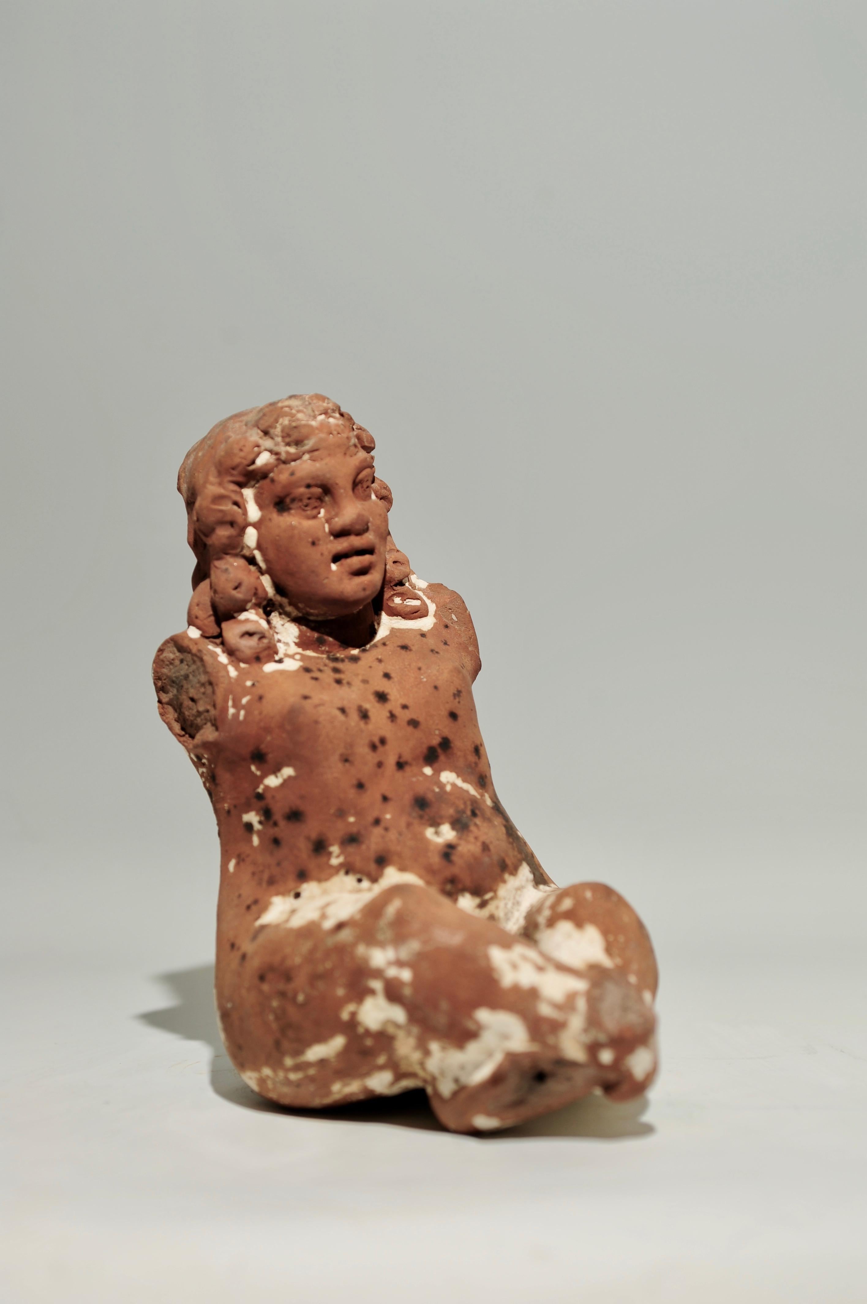Egyptian Terracota Statuette of the Seated Harpocrates In Good Condition For Sale In Zurich, Canton Zurich