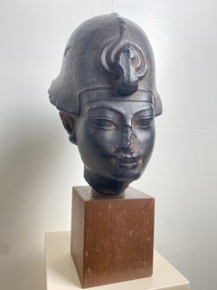 Exemplaire de tête égyptienne ancienne d'un Farao, France, milieu du siècle dernier