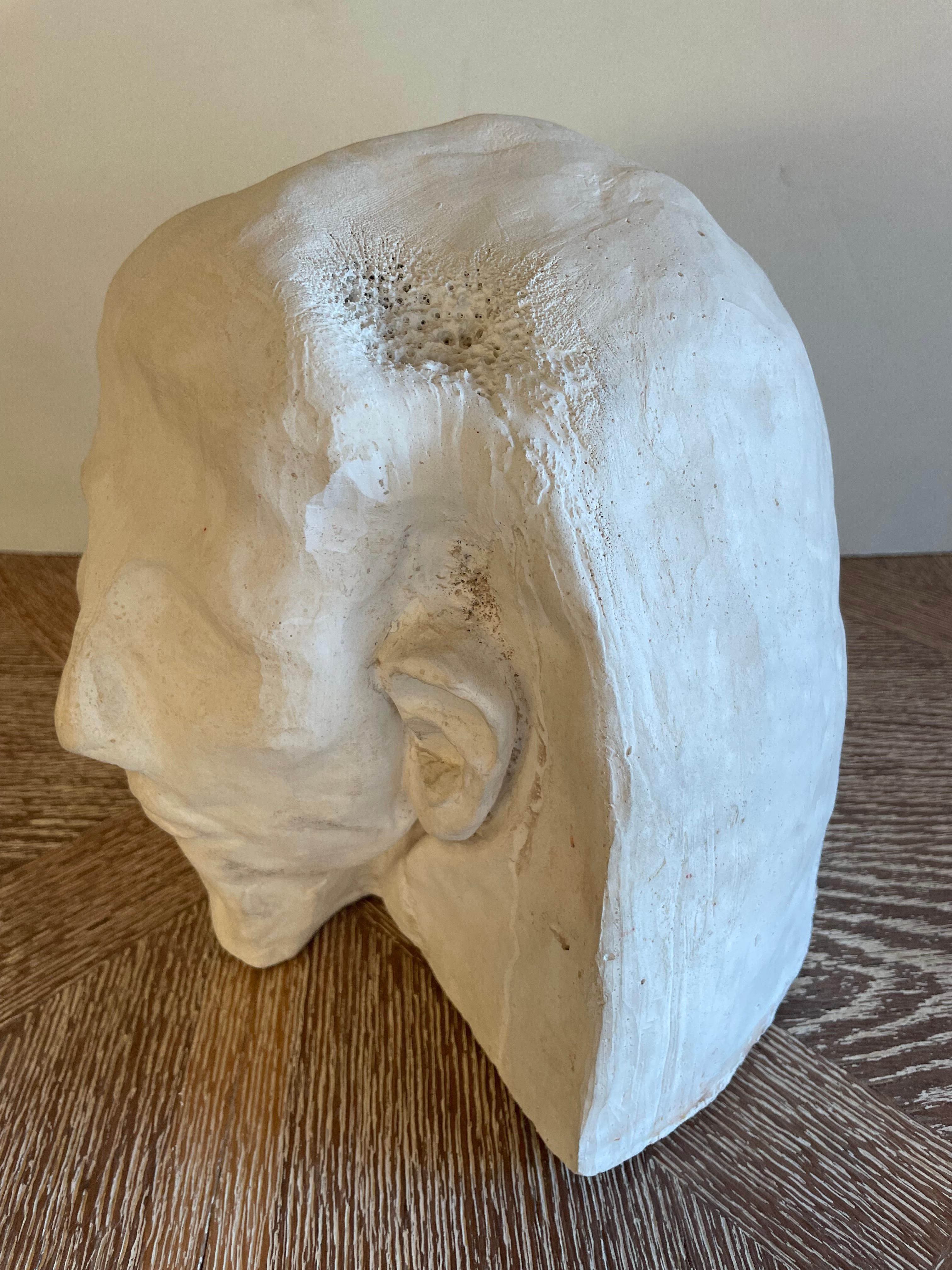 Sculpture égyptienne en plâtre à tête blanche Bon état - En vente à Pasadena, CA