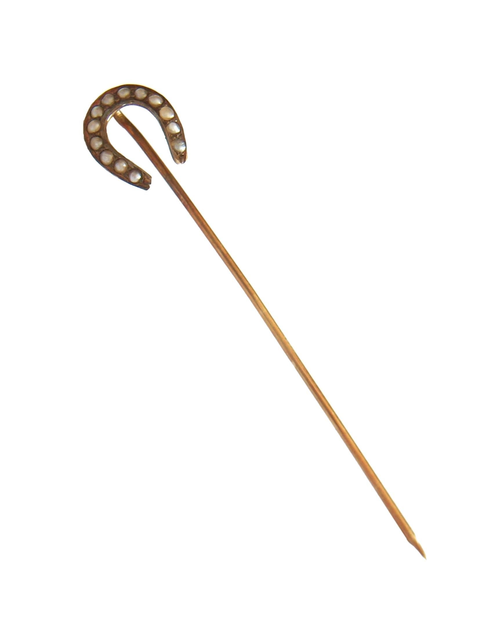 Round Cut Ehlers & Co., 14k Gold Horseshoe Stick Pin with Seed Pearls, U.S., circa 1900 For Sale