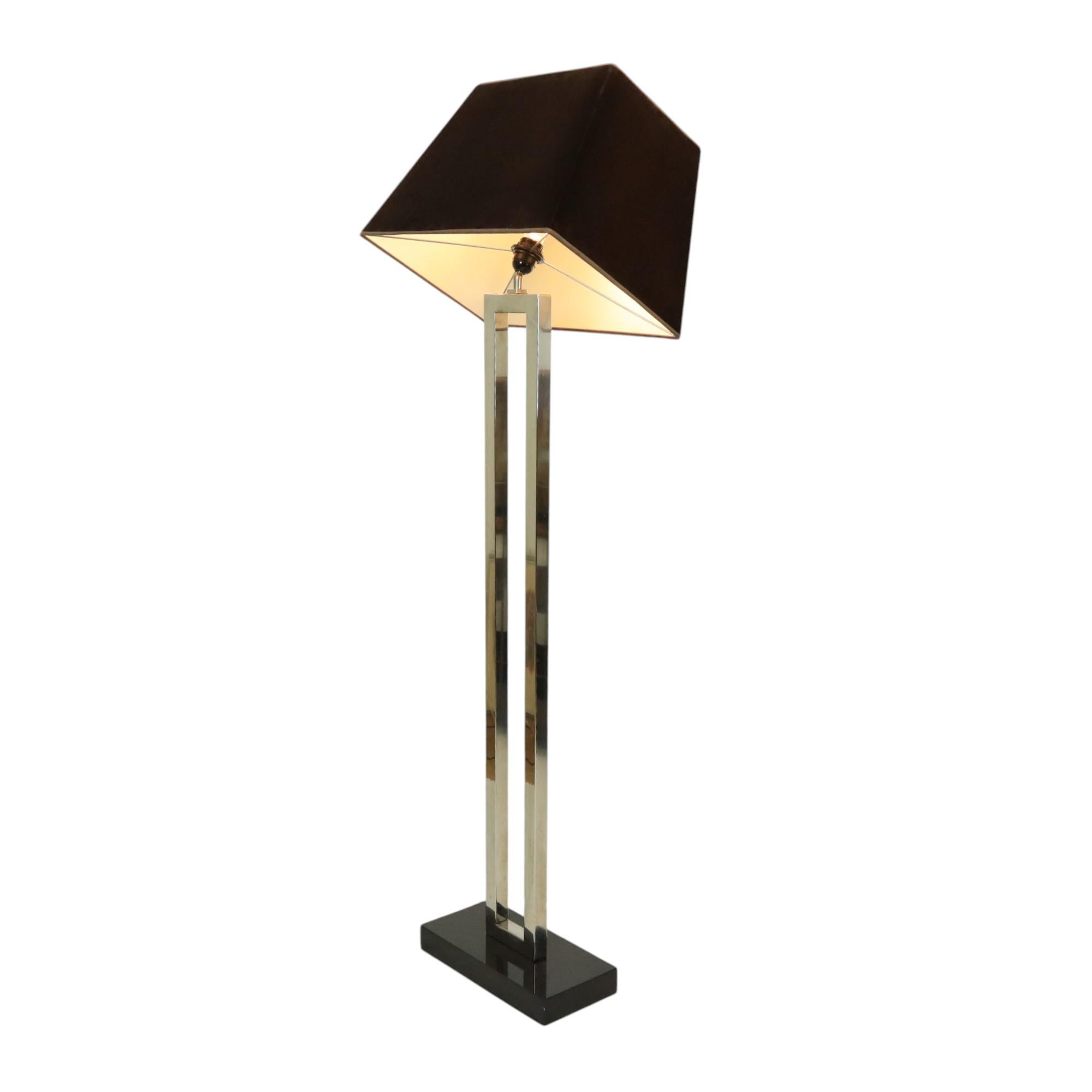 Lampadaire Eichholtz Arlington Design en acier inoxydable et base en granit 152 cm en vente 4