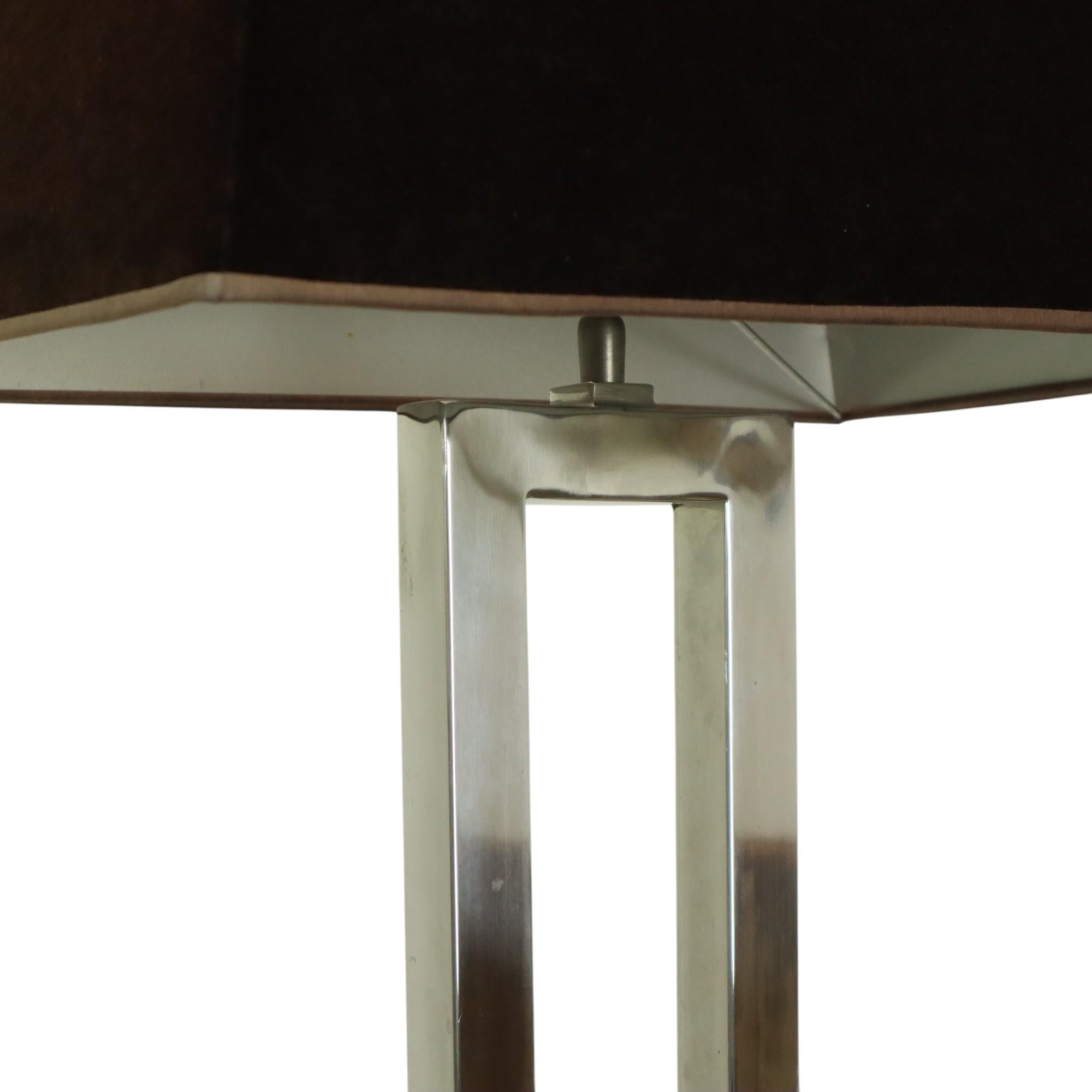 XXIe siècle et contemporain Lampadaire Eichholtz Arlington Design en acier inoxydable et base en granit 152 cm en vente