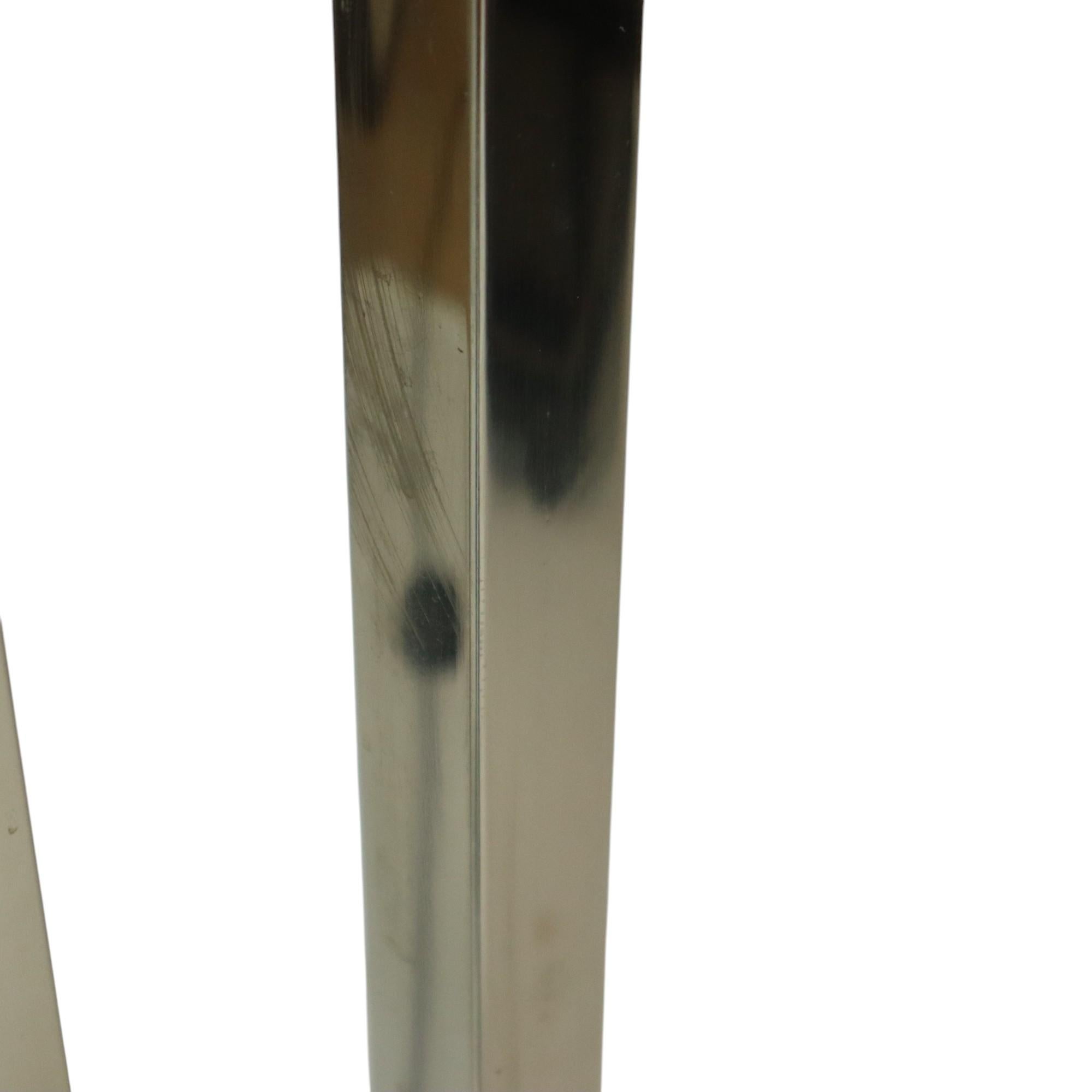 Lampadaire Eichholtz Arlington Design en acier inoxydable et base en granit 152 cm en vente 1