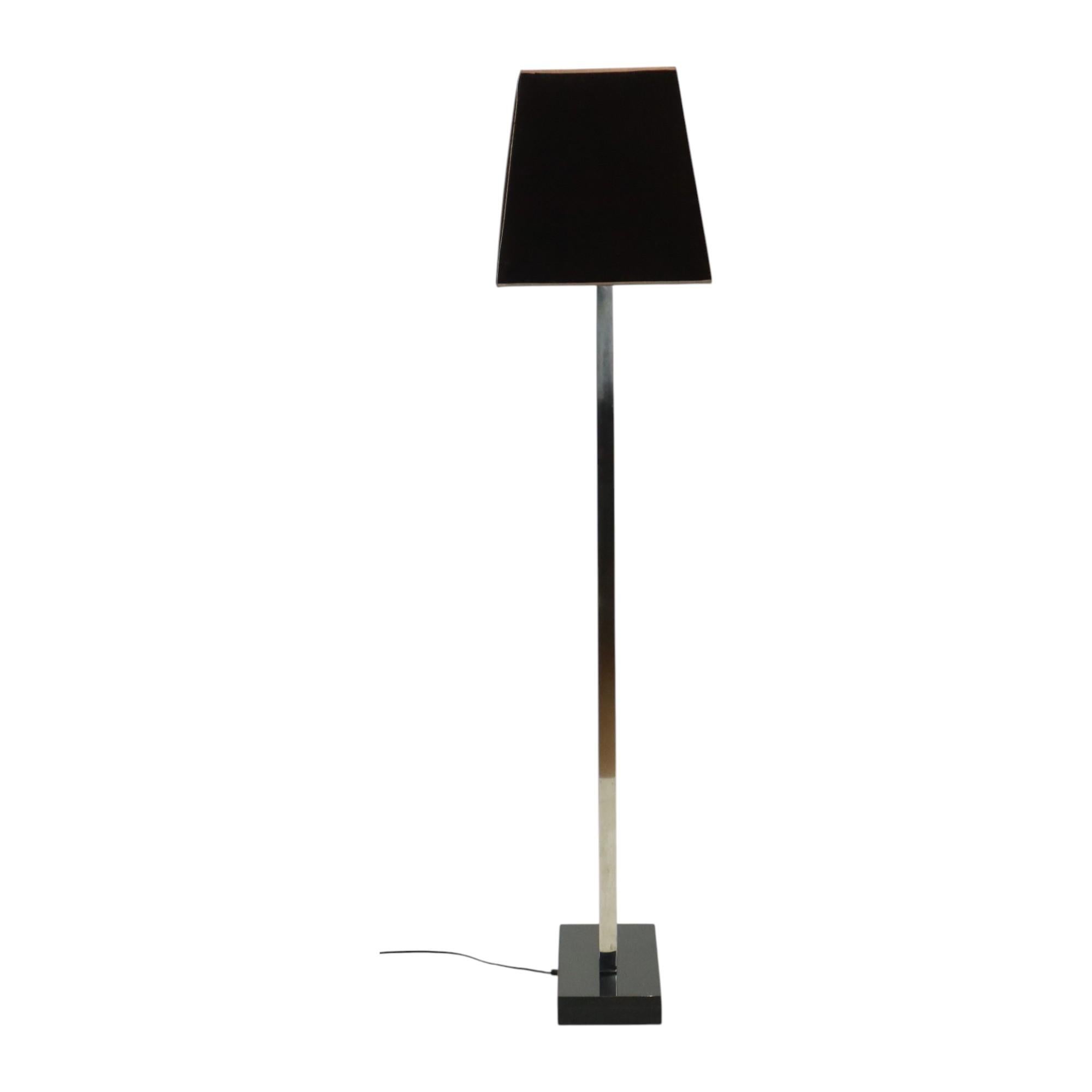 Lampadaire Eichholtz Arlington Design en acier inoxydable et base en granit 152 cm en vente 2