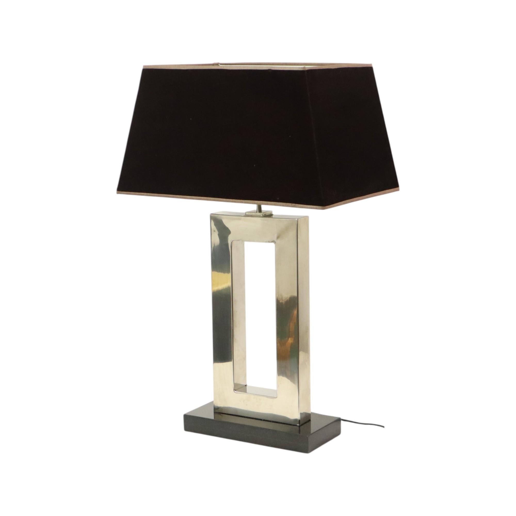 Lampe de bureau Eichholtz Arlington Design en acier inoxydable base granite 72 cm en vente 2