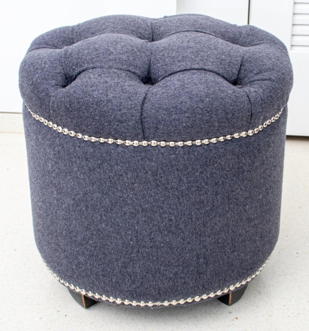 Eichholtz Hermes Manner Boudoir Chair & Ottoman For Sale 2