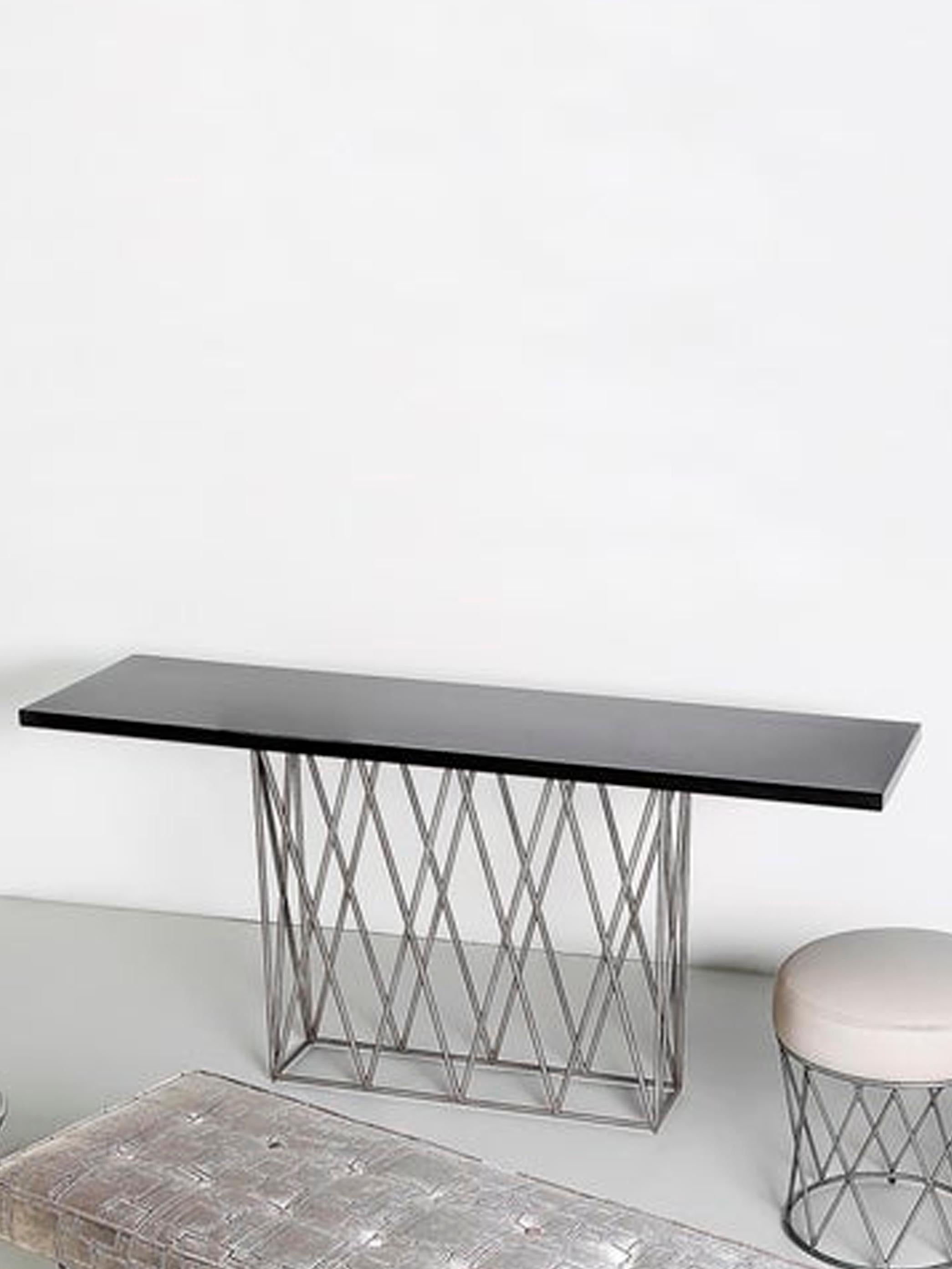 Eiffel, Konsole aus hand patiniertem Blattsilber auf Stahl und schwarzem Lack im Angebot 1