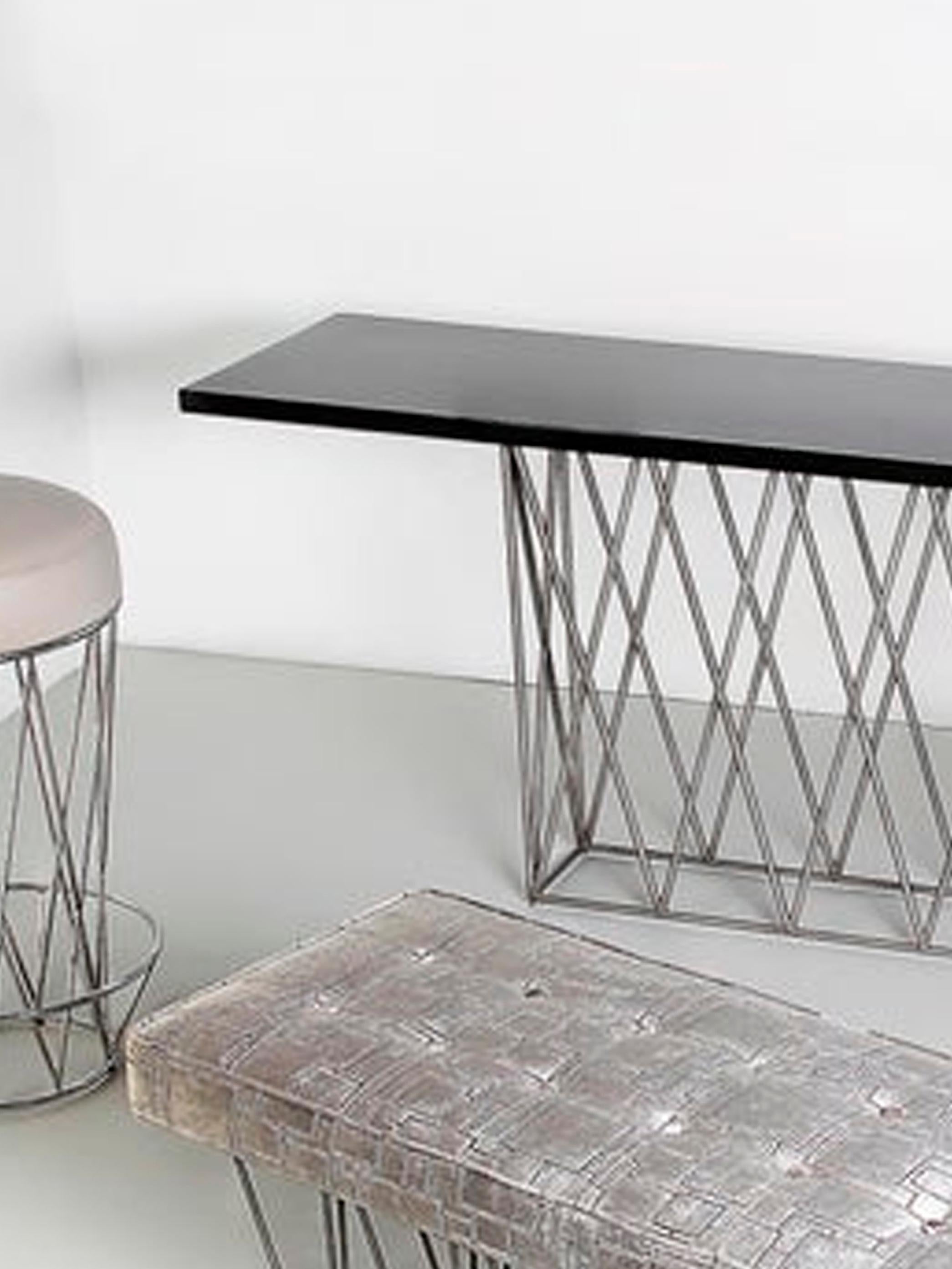Eiffel, Konsole aus hand patiniertem Blattsilber auf Stahl und schwarzem Lack im Angebot 2