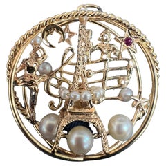 Eiffel Tower Cultured Pearls Yellow Gold Charm Pendant
