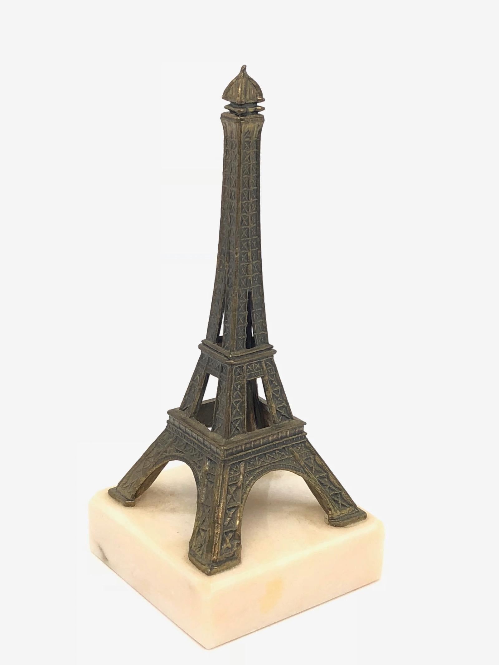 Eiffel Tower French 1930s Souvenir Building Architectural Model on Marble Base In Good Condition In Nuernberg, DE