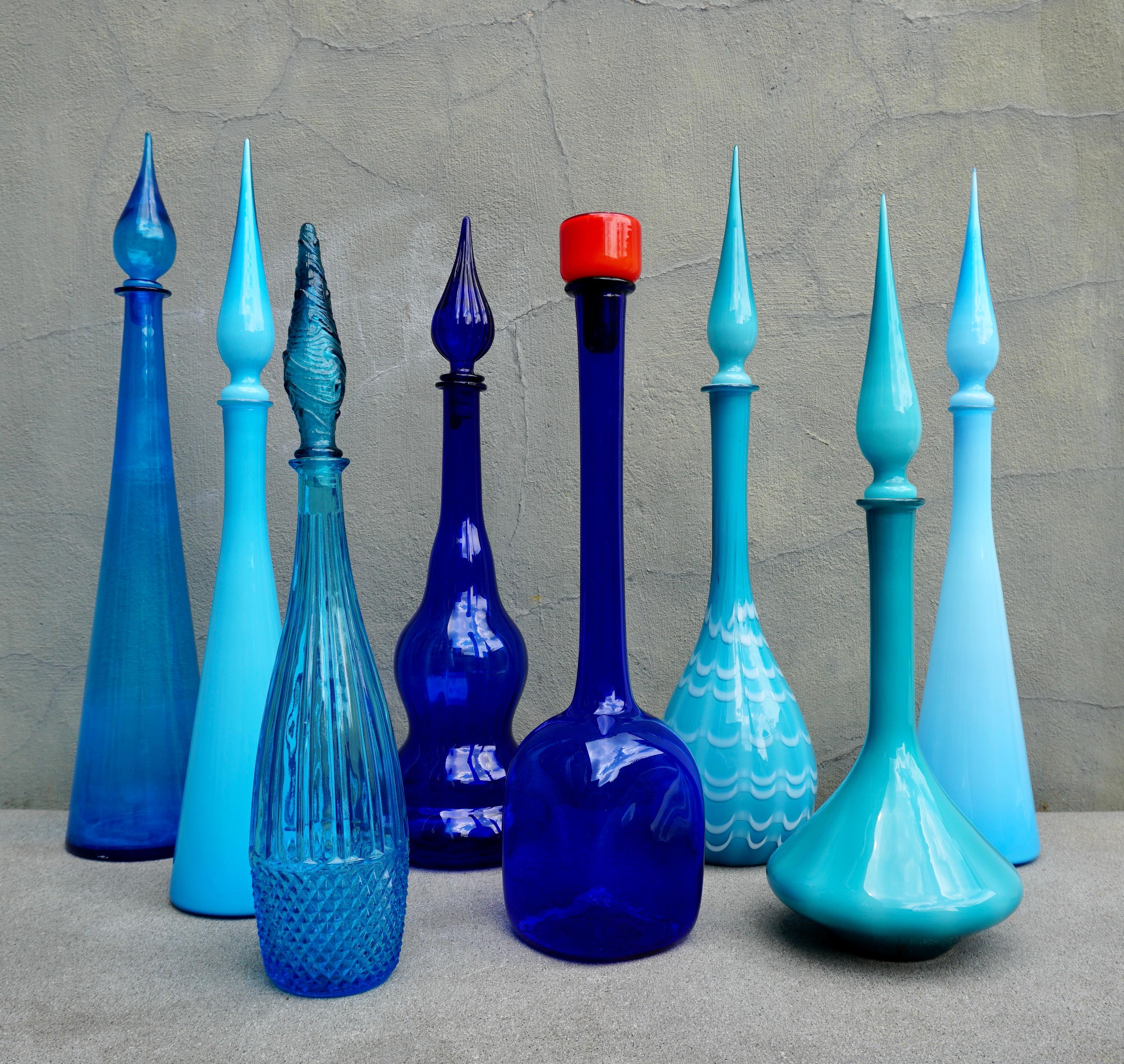 20th Century Eight 1960s Blue Italian Empoli Rossini Glass Decanters For Sale