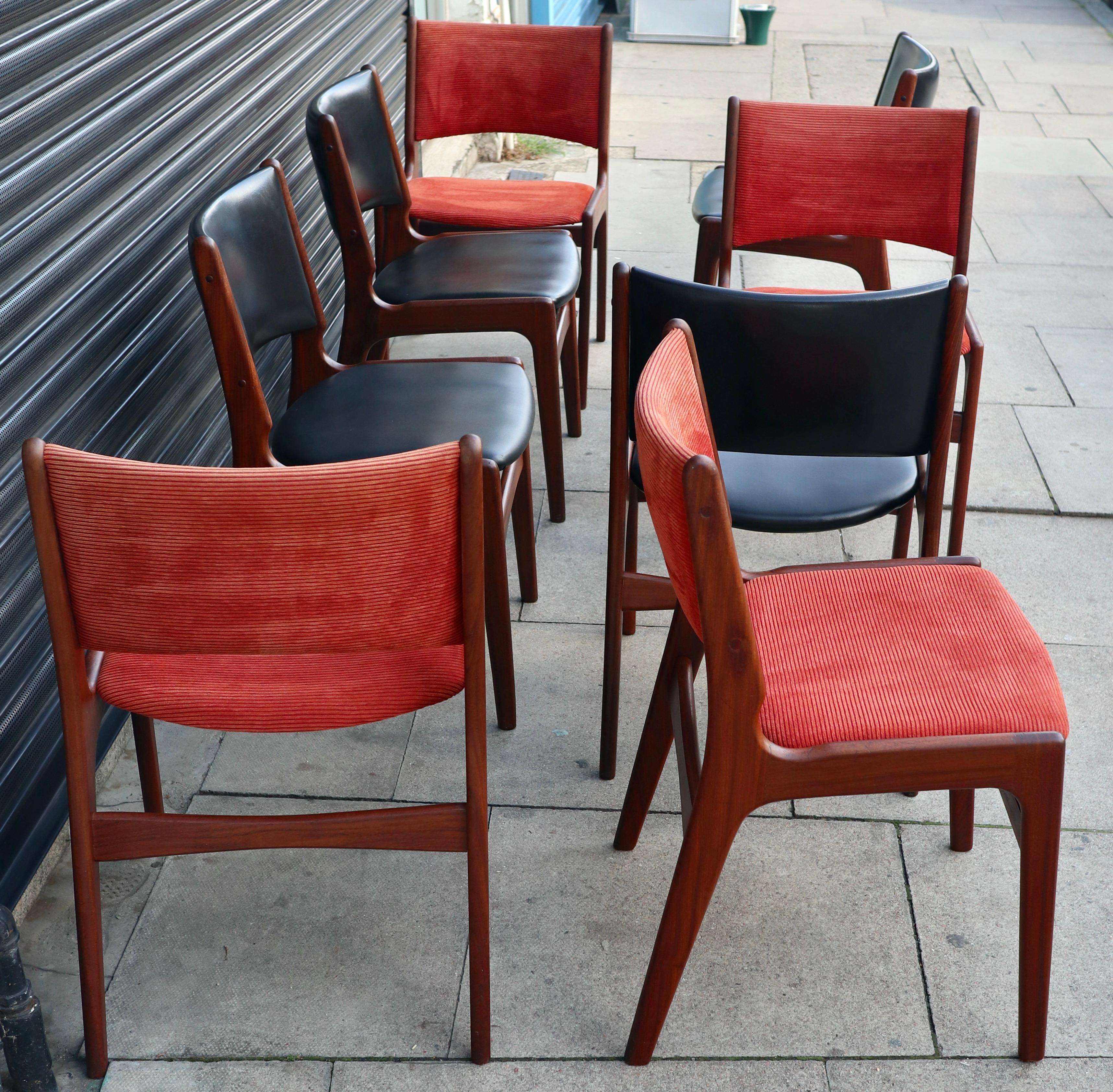 Huit chaises de salle à manger danoises Erik Buch « Modèle 89 » des années 1960  en vente 4