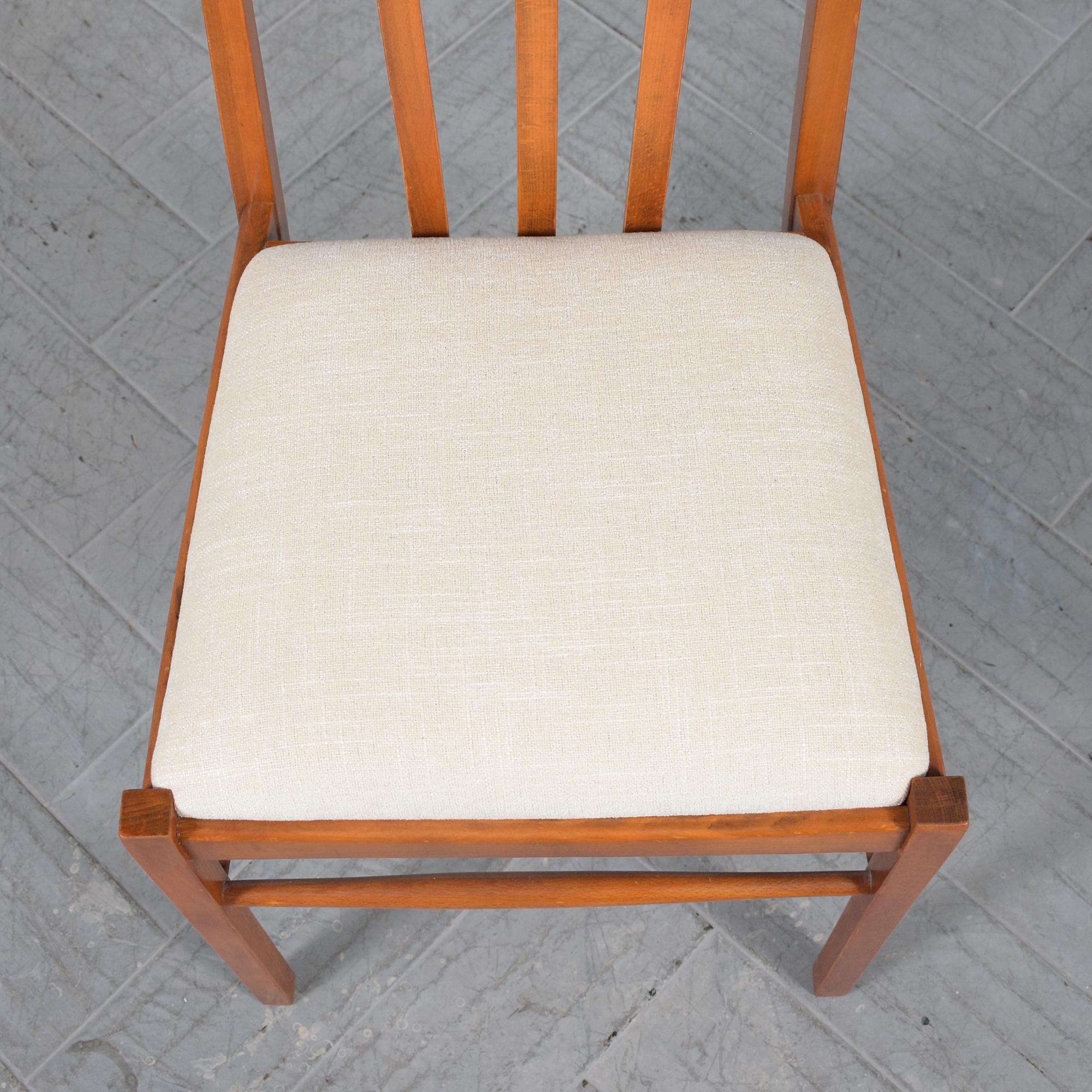 1960s Vintage Modern Dining Chairs Set of Eight - Expertly Restored For Sale 5