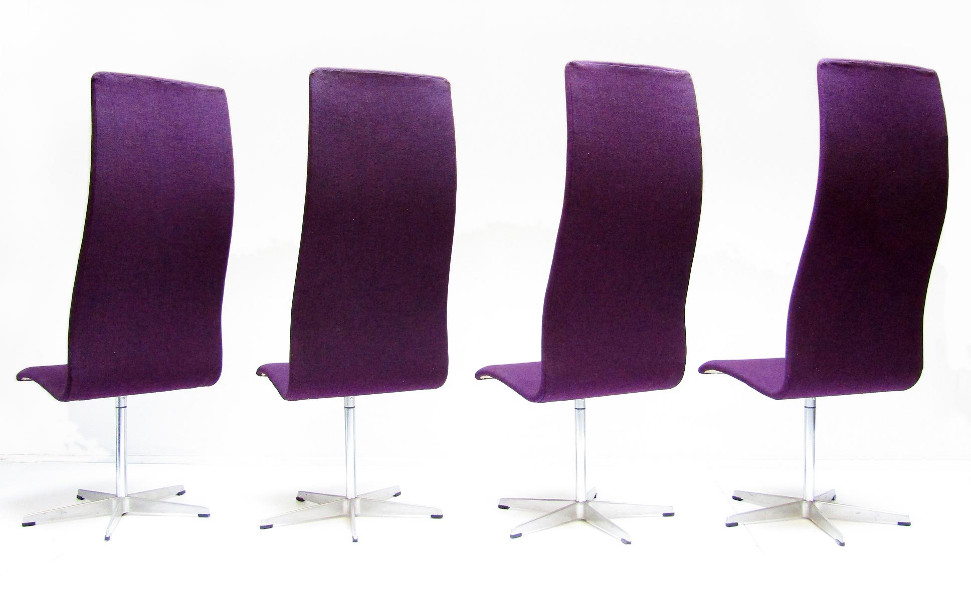 Eight 1960s High Back Oxford Chairs by Arne Jacobsen for Fritz Hansen For Sale 1