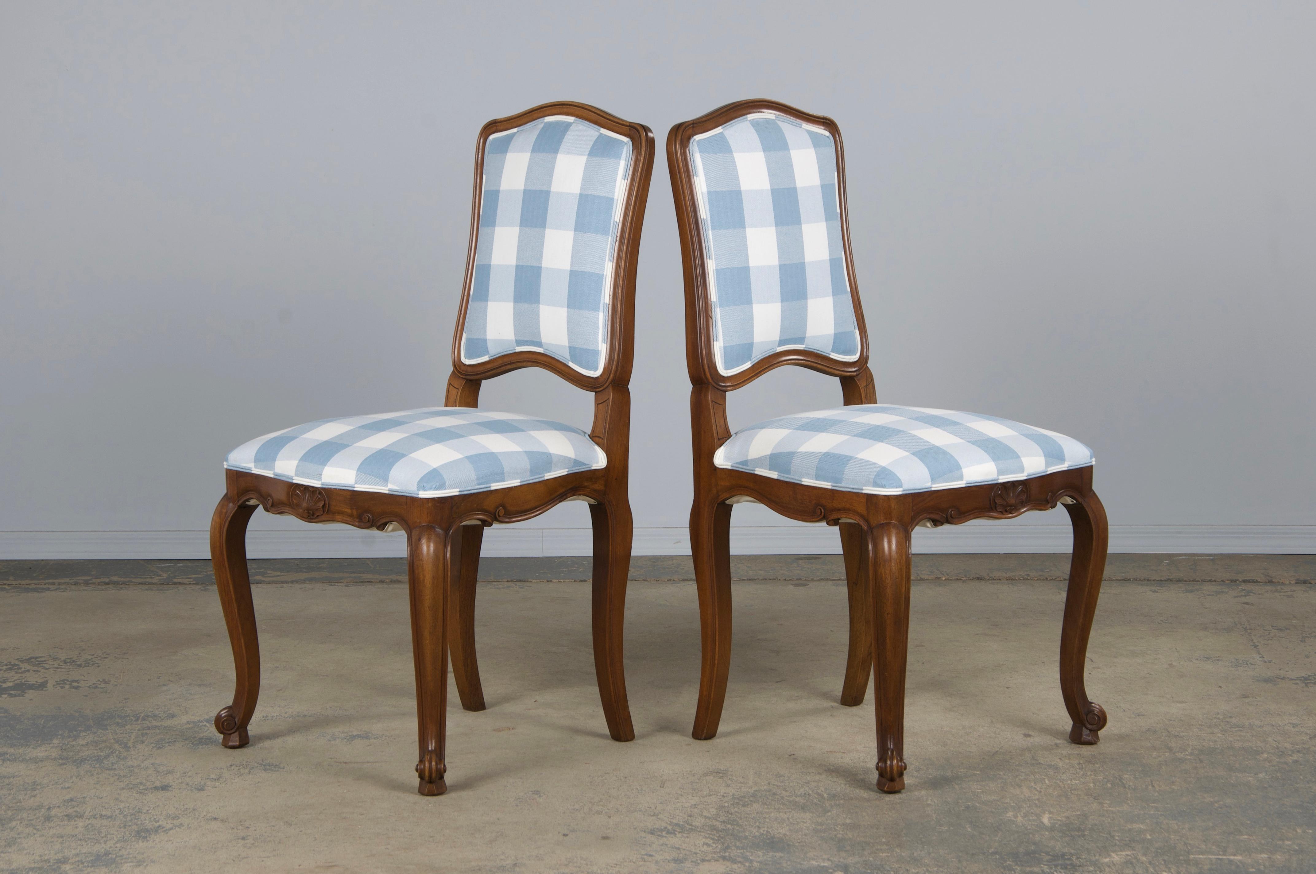 Eight 19th Century French Louis XV Walnut Dining Chairs in Light Blue Plaid For Sale 10