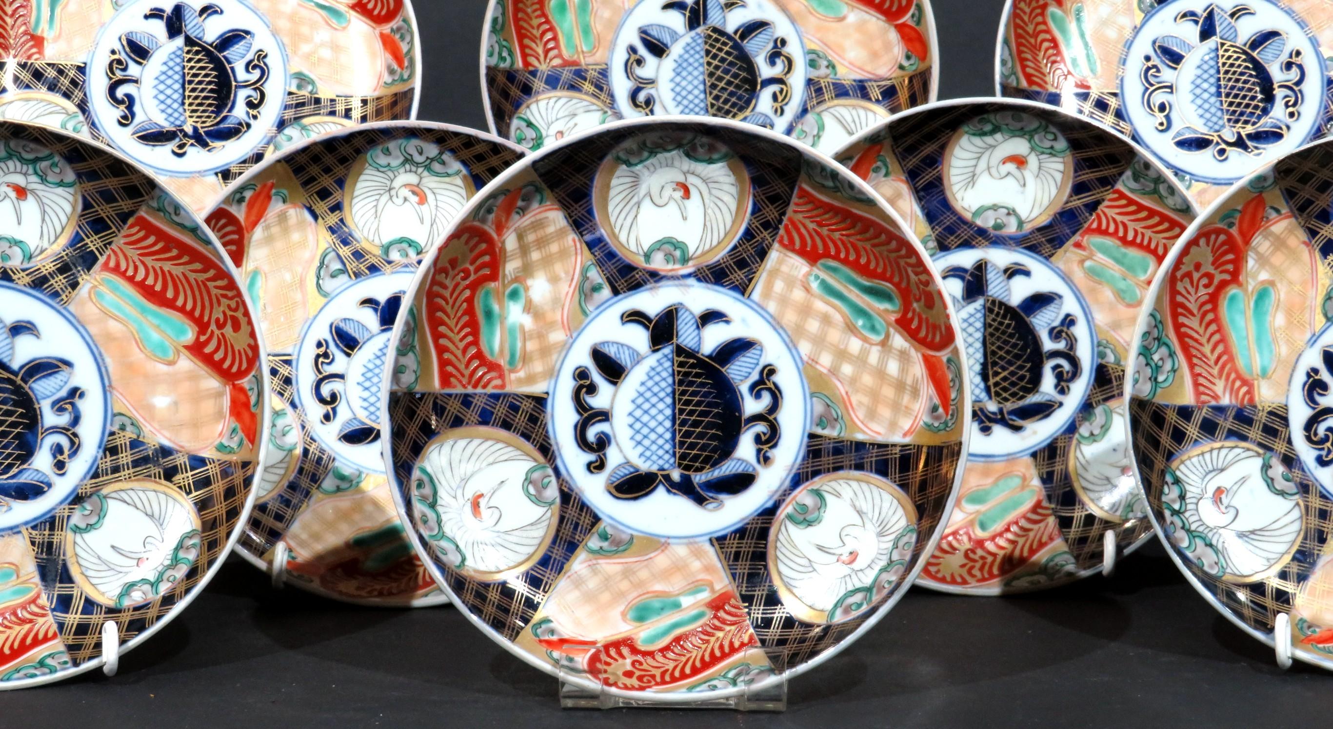 Enameled Eight 19th Century Japanese Imari Porcelain Dishes, Meiji Period (1868-1912) For Sale