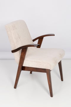 Otto poltrone vintage del XX secolo in crema chiaro di Mieczyslaw Puchala, anni '60