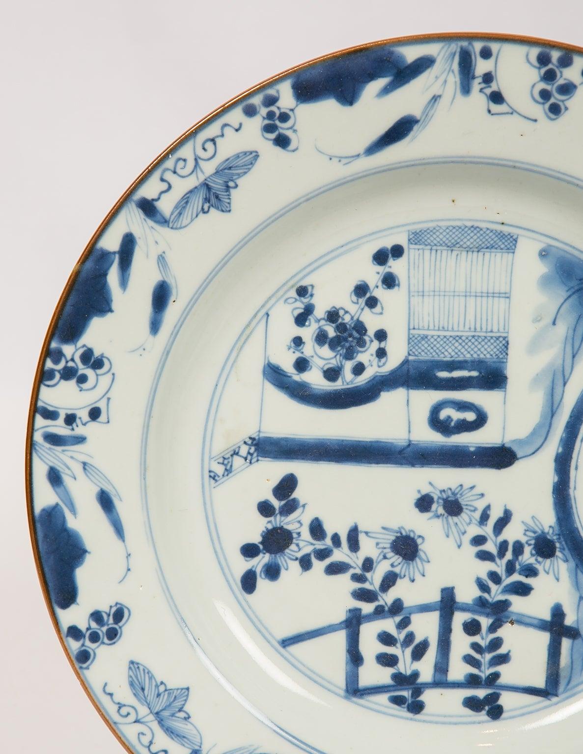 Eight Antique Blue and White Chinese Dishes Made in the 18th Century circa 1770 In Excellent Condition In Katonah, NY